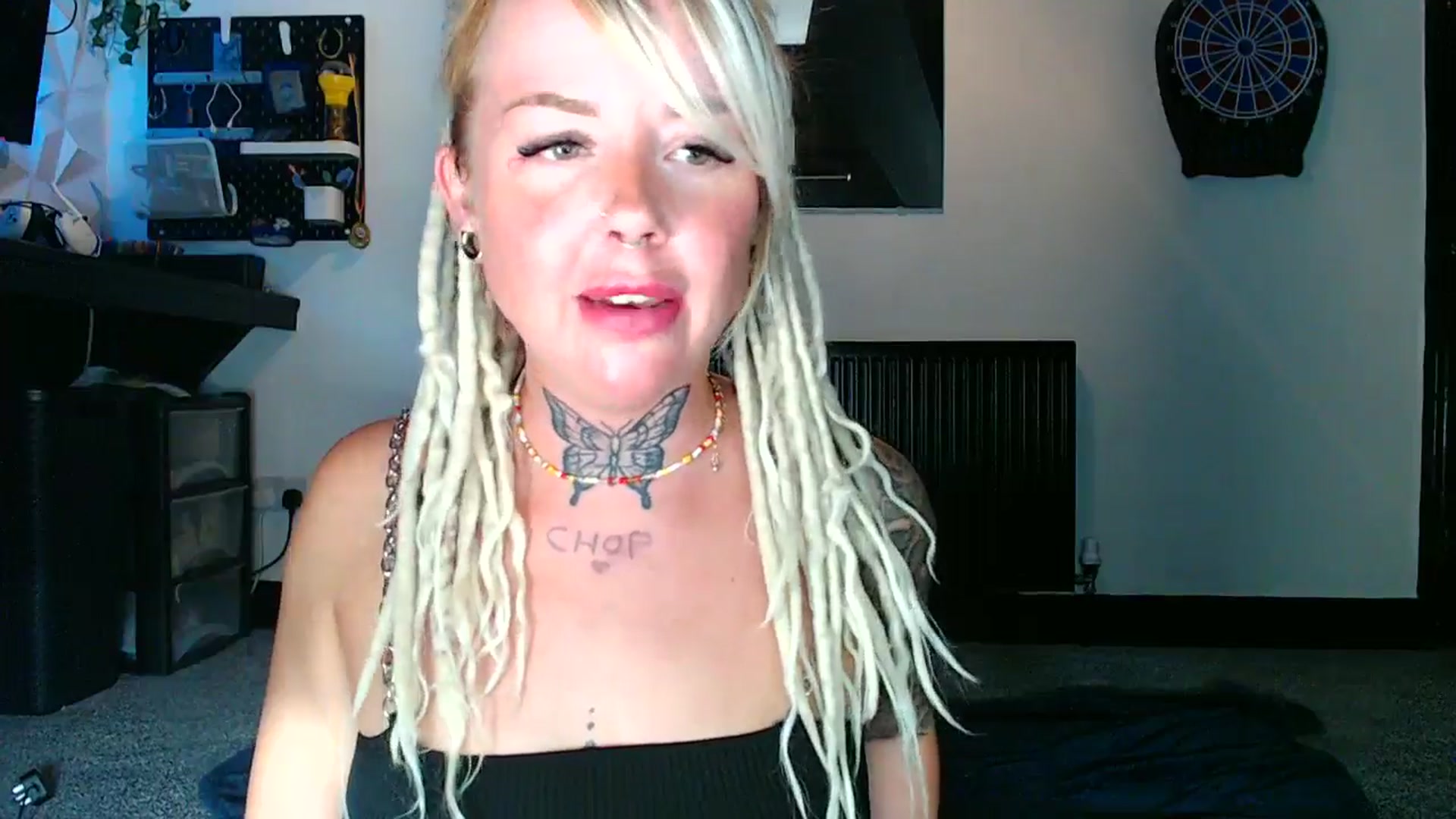 Gallery image thumbnail from pixieDread's myfreecams stream on, 08/12/2025, 17:27 image 10 of 20
