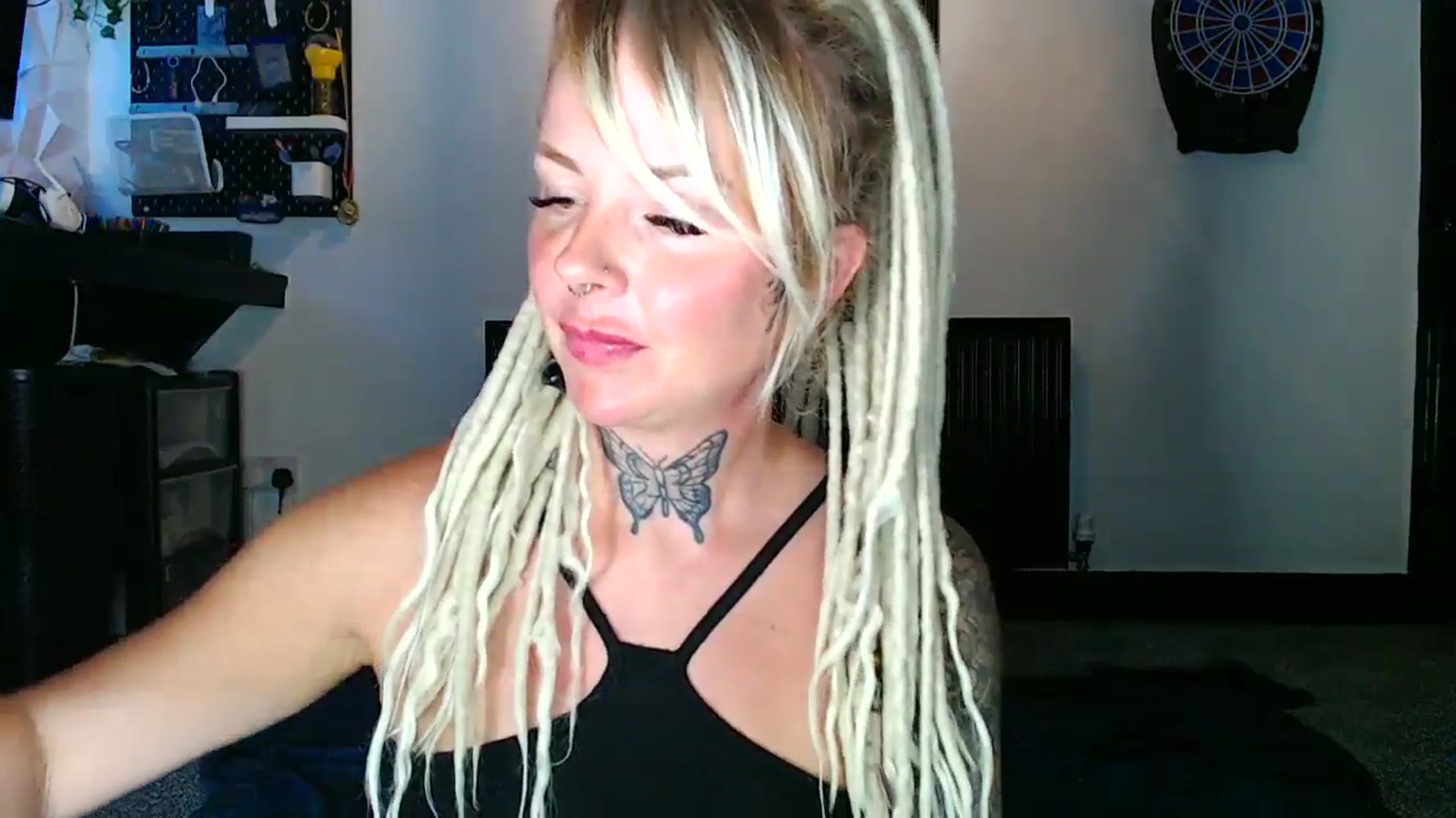 Gallery image thumbnail from pixieDread's myfreecams stream on, 08/13/2025, 16:00 image 17 of 20