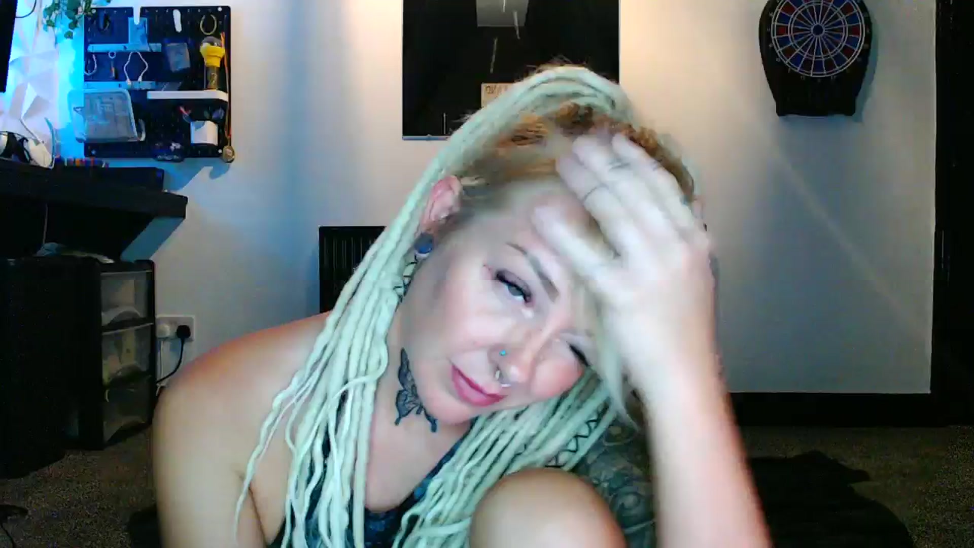 Gallery image thumbnail from pixieDread's myfreecams stream on, 08/13/2025, 21:10 image 19 of 20