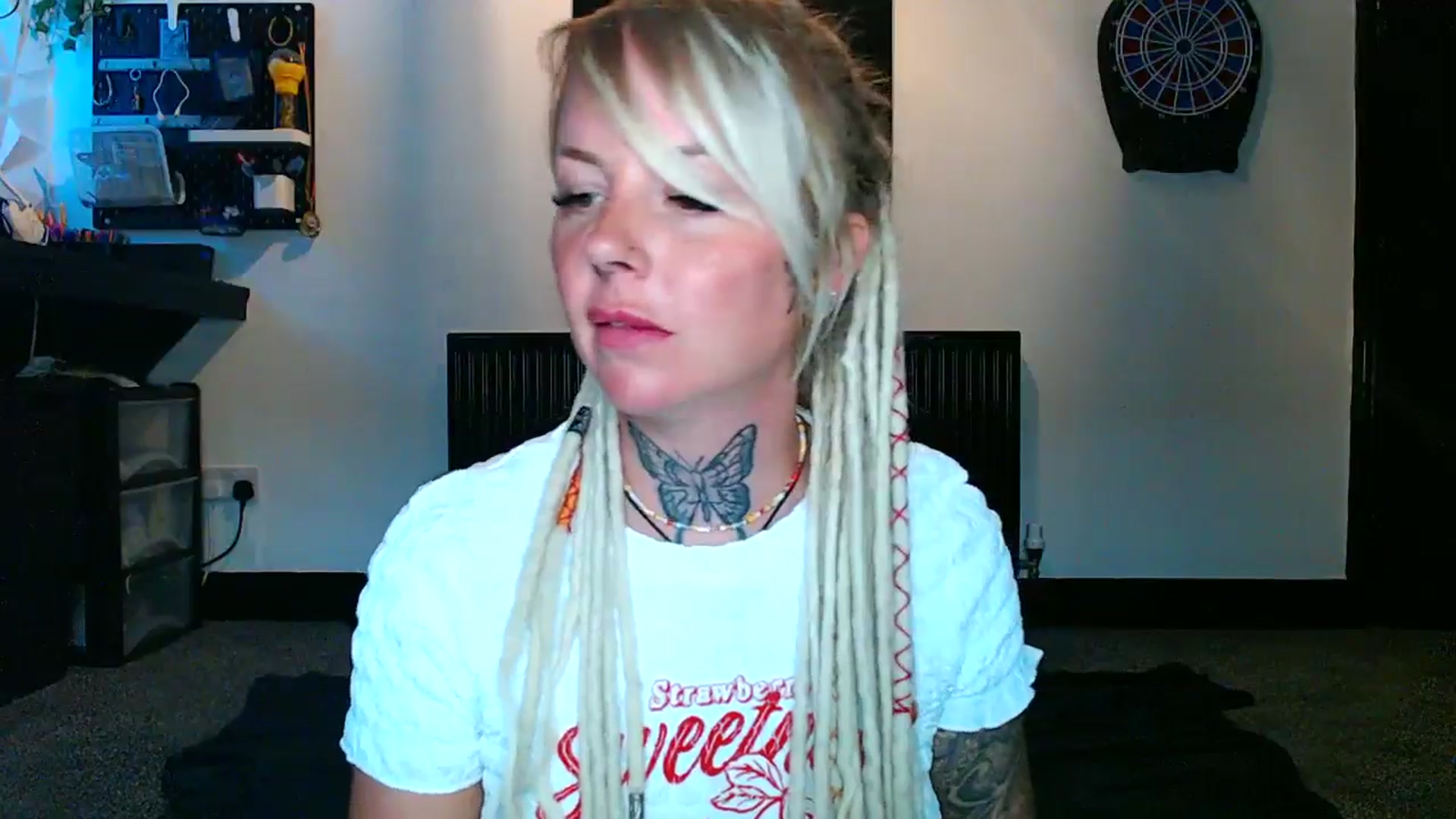Gallery image thumbnail from pixieDread's myfreecams stream on, 08/15/2025, 19:25 image 8 of 20