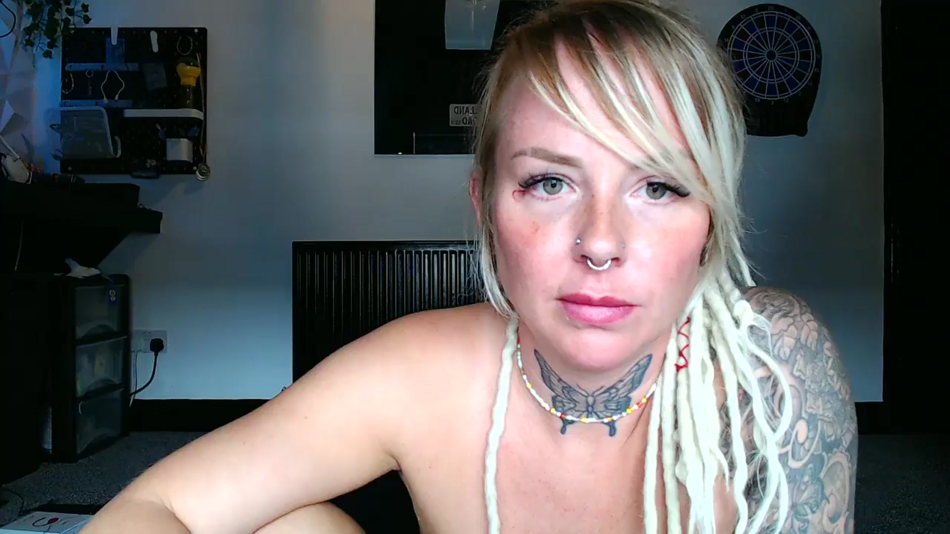 Gallery image thumbnail from pixieDread's myfreecams stream on, 08/18/2025, 14:58 image 1 of 20