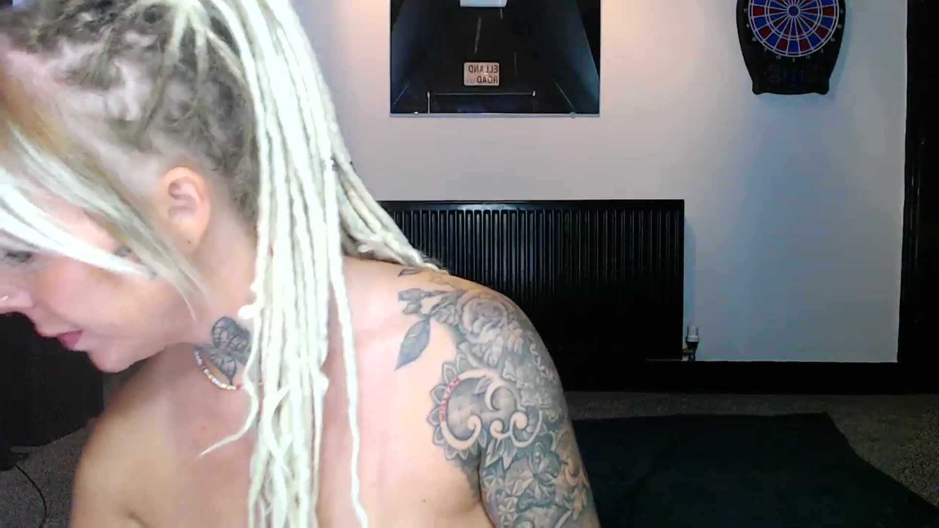 Gallery image thumbnail from pixieDread's myfreecams stream on, 08/21/2025, 14:04 image 12 of 20