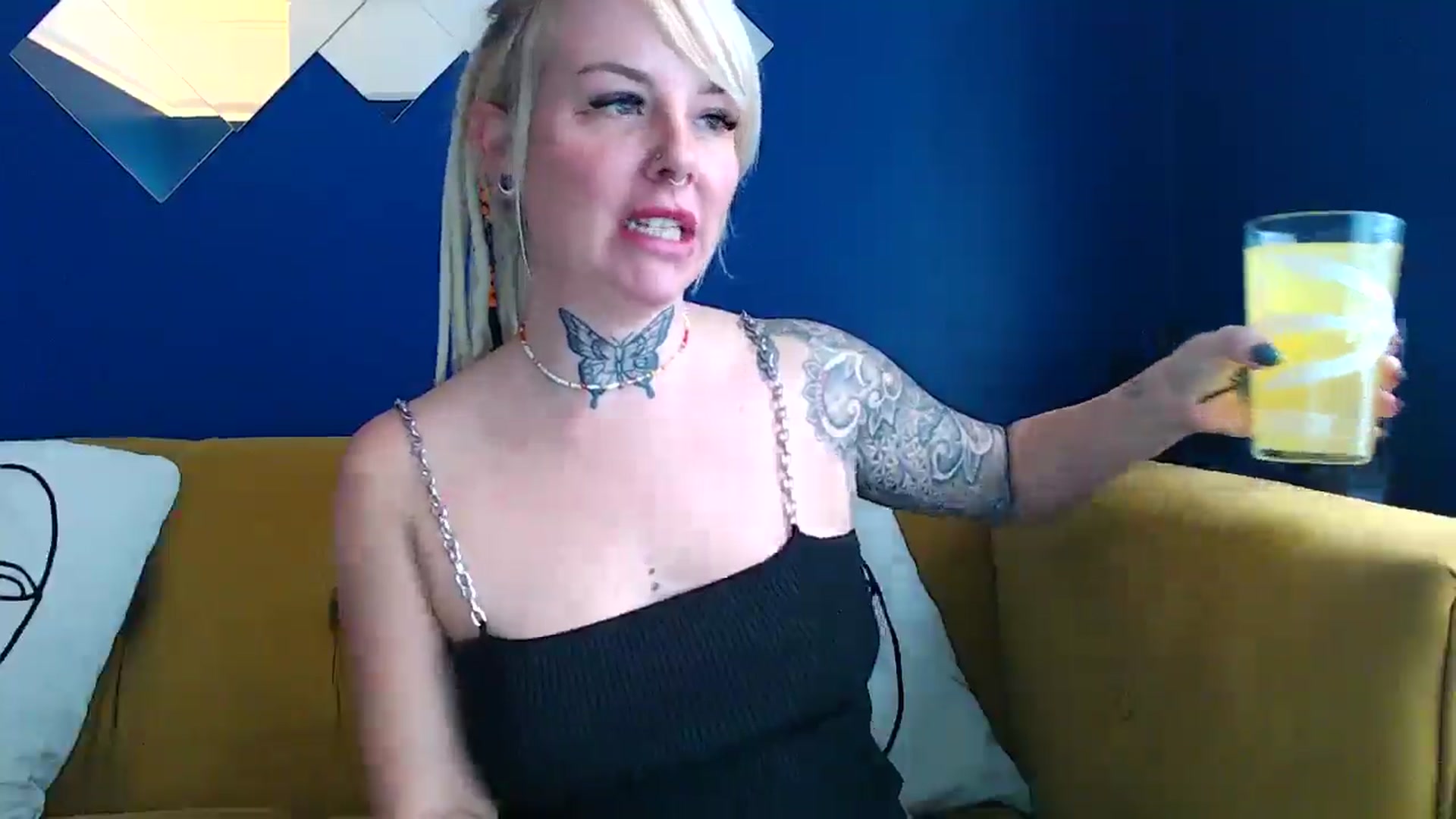 Gallery image thumbnail from pixieDread's myfreecams stream on, 11/17/2025, 13:21 image 11 of 20