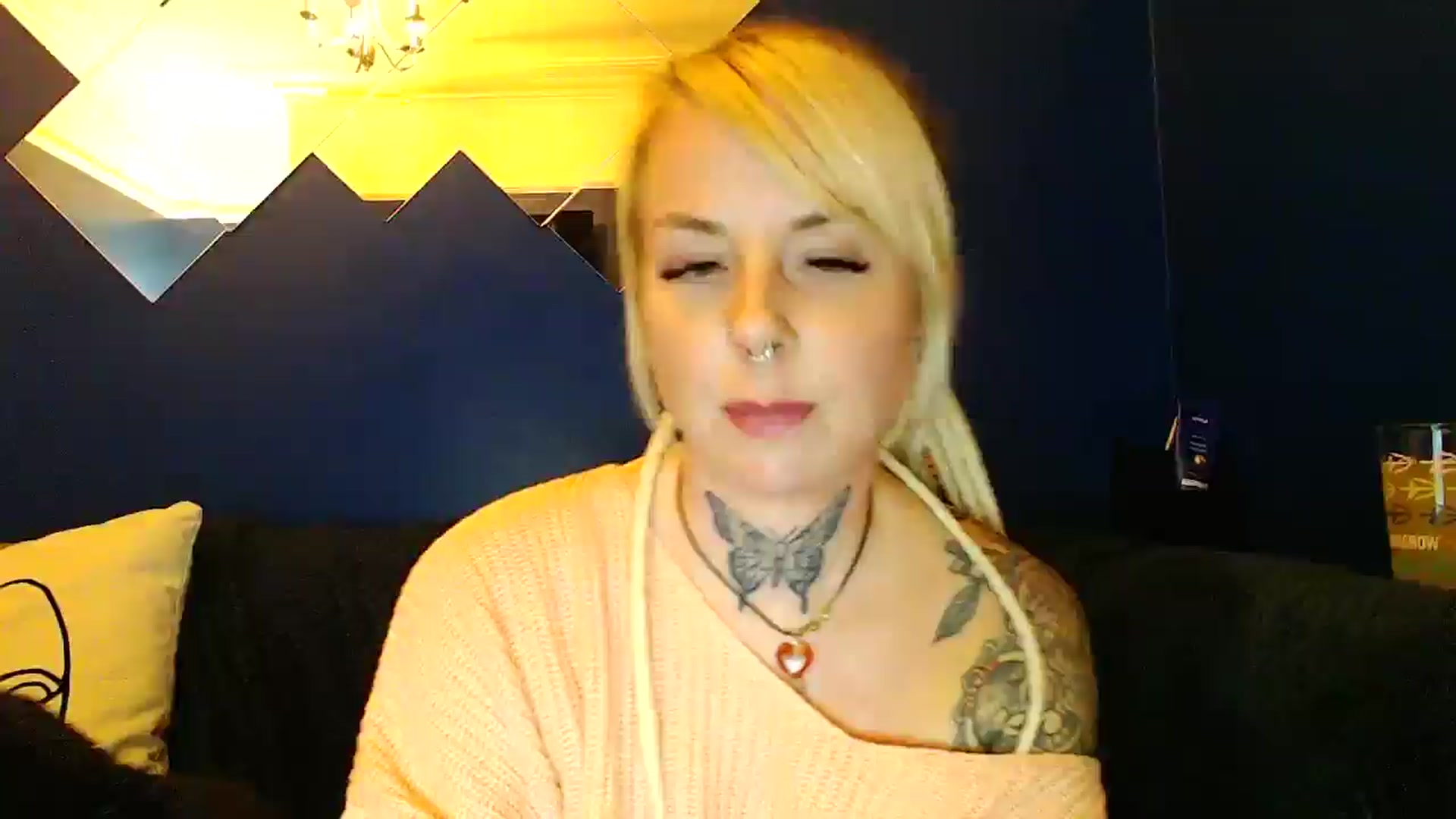 Gallery image thumbnail from pixieDread's myfreecams stream on, 11/21/2025, 21:36 image 18 of 20