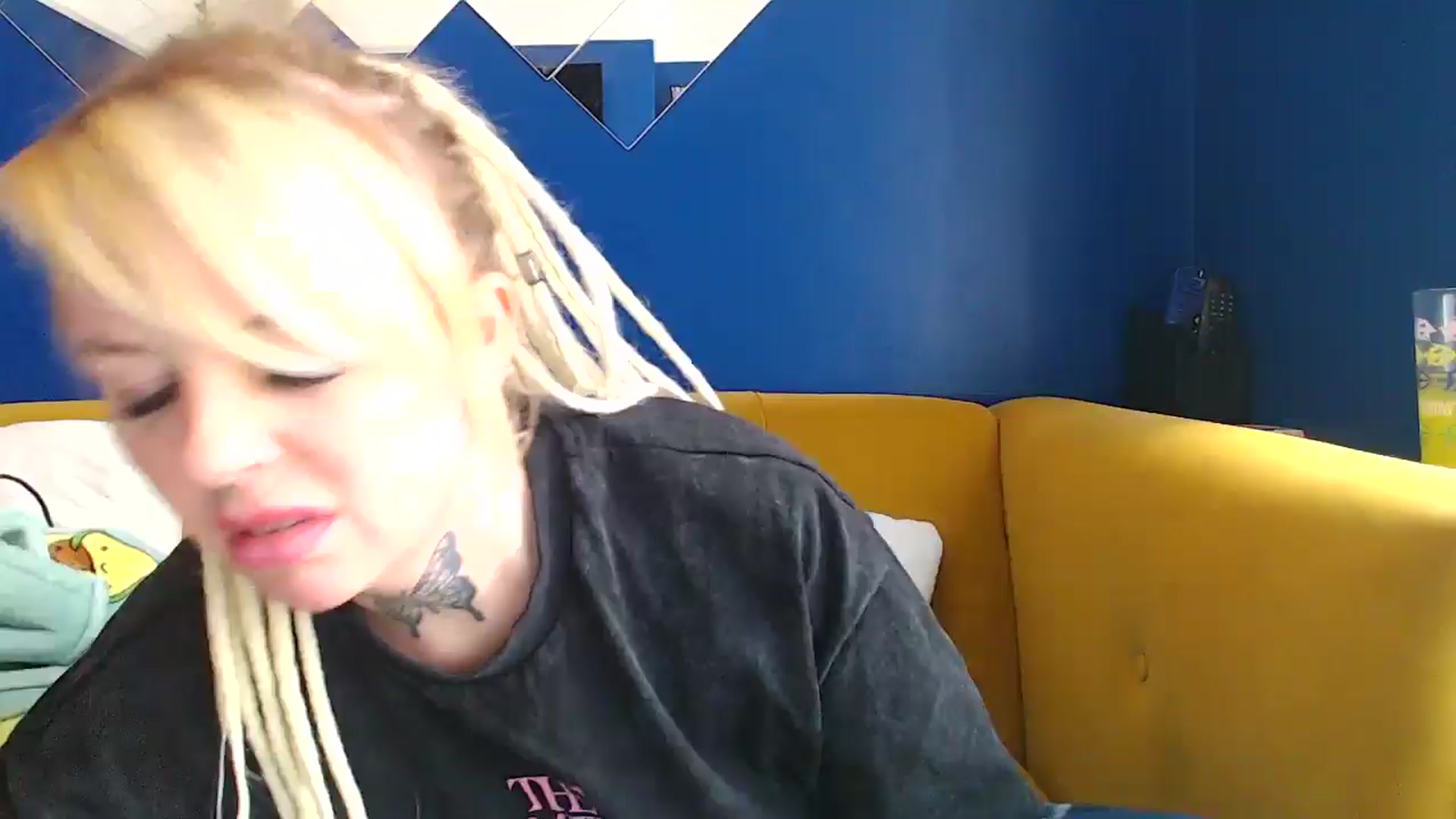 Gallery image thumbnail from pixieDread's myfreecams stream on, 12/02/2025, 14:36 image 5 of 20