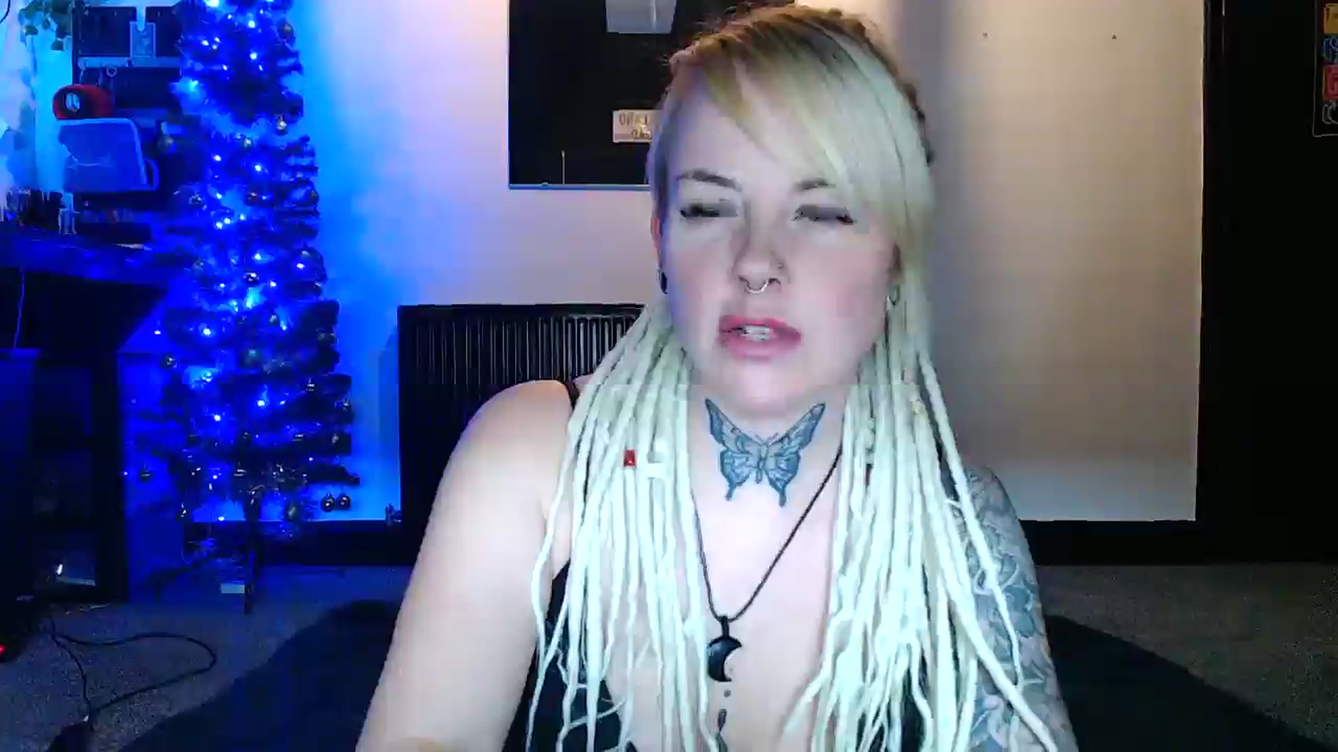 Gallery image thumbnail from pixieDread's myfreecams stream on, 12/16/2025, 13:01 image 13 of 20