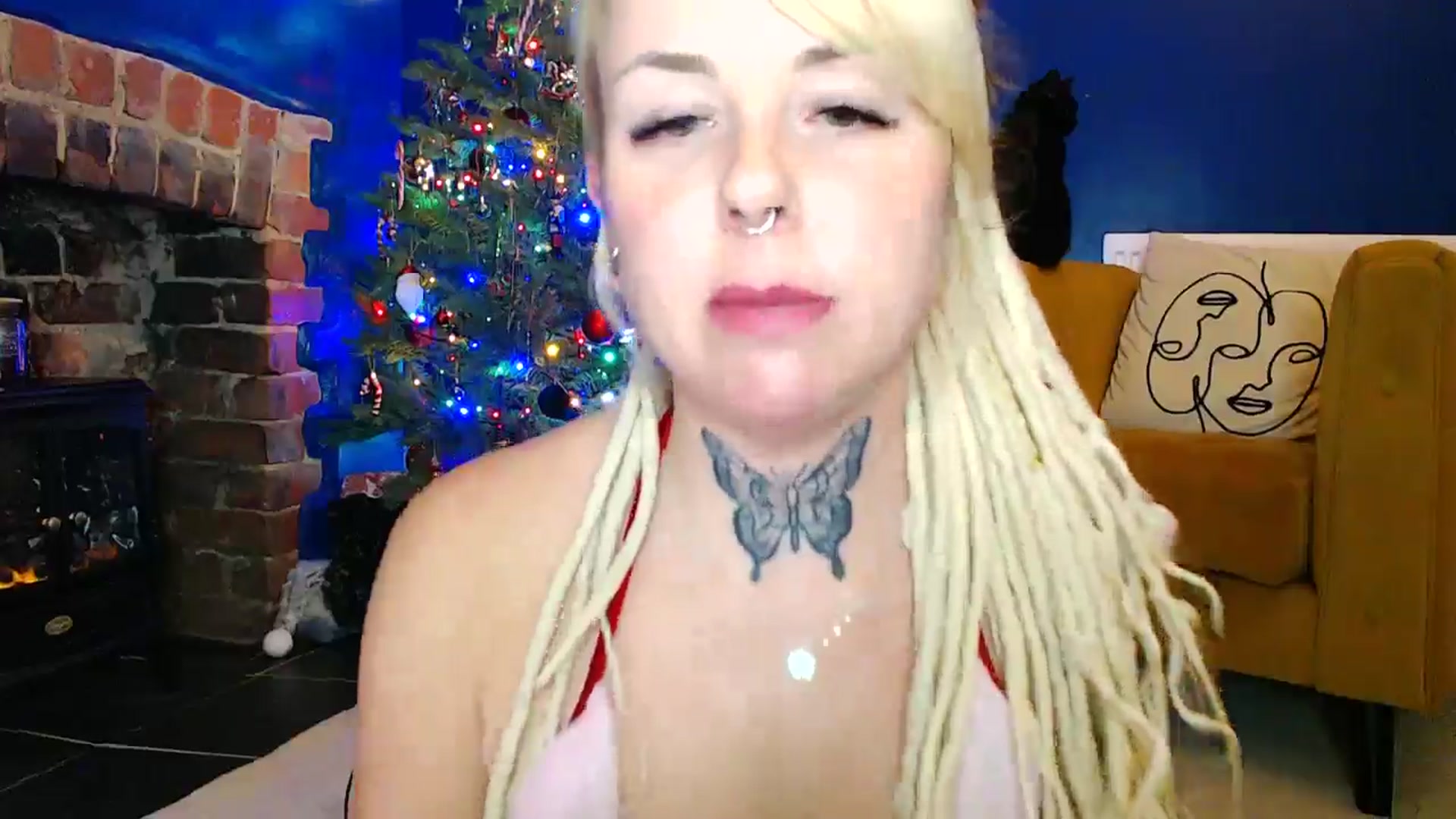 Gallery image thumbnail from pixieDread's myfreecams stream on, 12/24/2025, 19:58 image 14 of 20