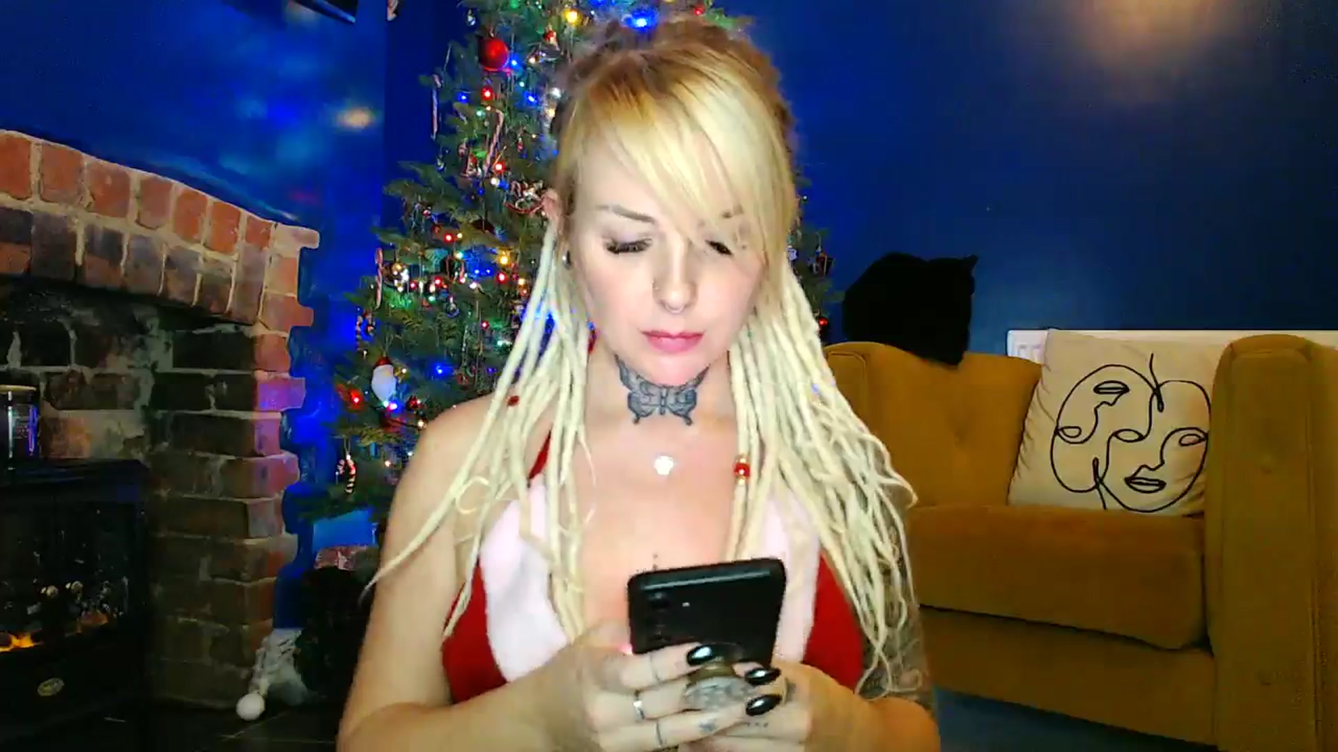 Gallery image thumbnail from pixieDread's myfreecams stream on, 12/24/2025, 19:58 image 4 of 20
