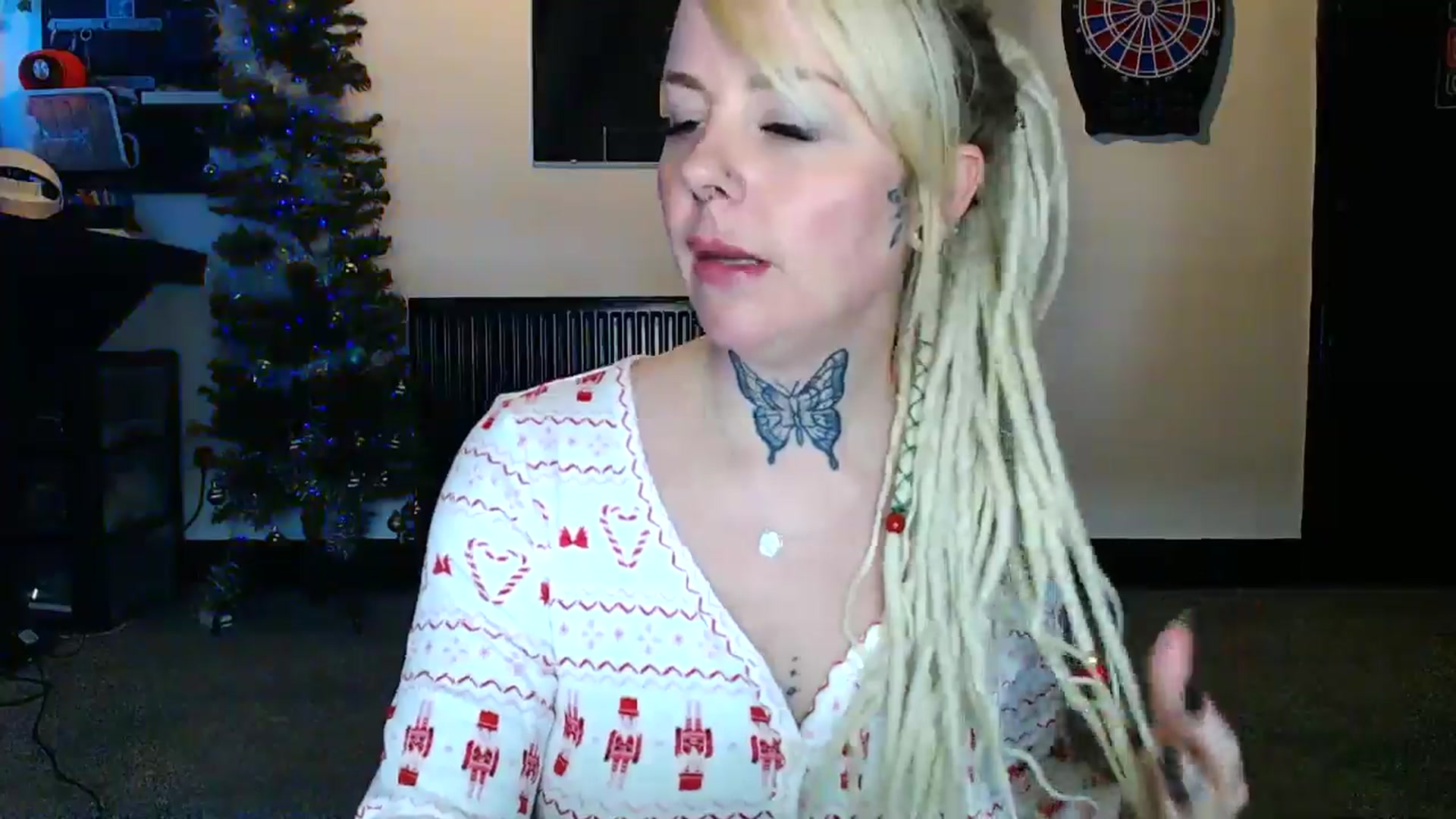 Gallery image thumbnail from pixieDread's myfreecams stream on, 12/27/2025, 12:34 image 9 of 20