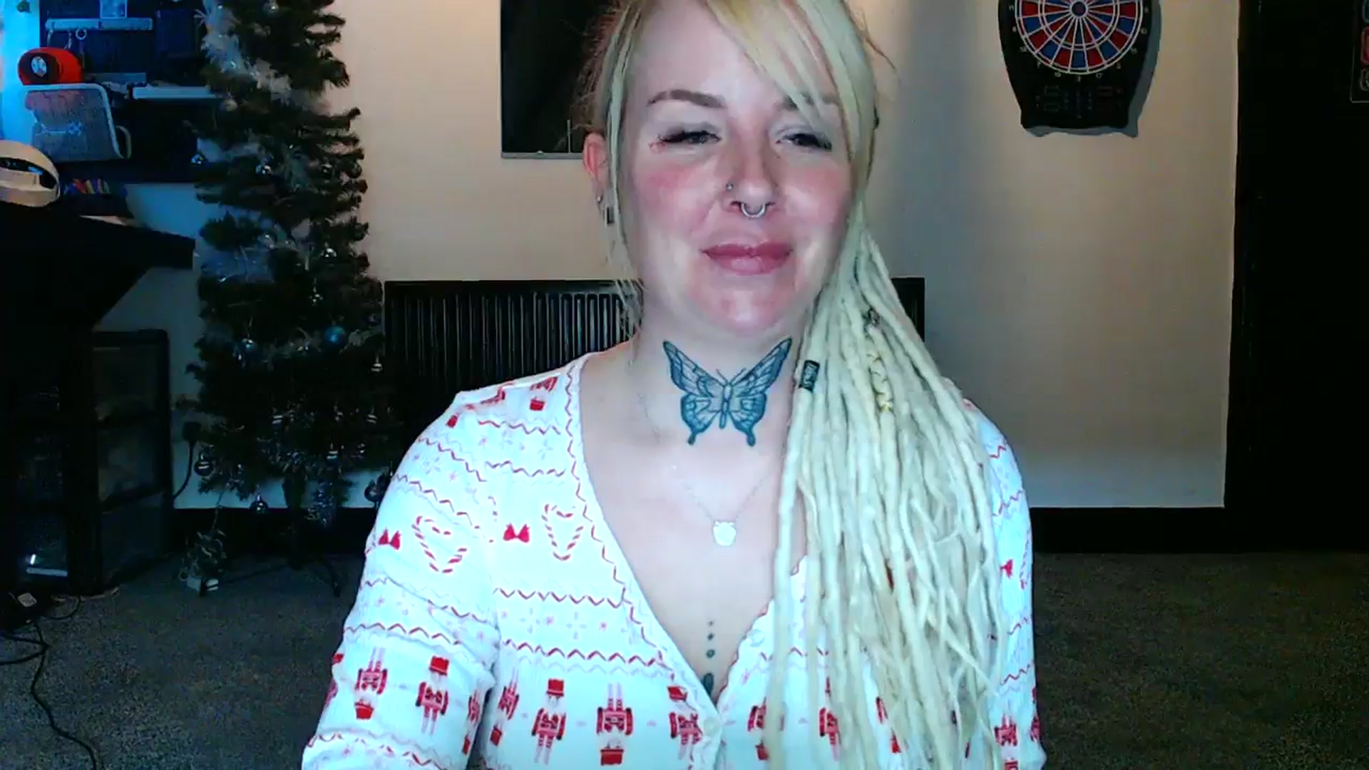 Gallery image thumbnail from pixieDread's myfreecams stream on, 12/27/2025, 12:34 image 18 of 20
