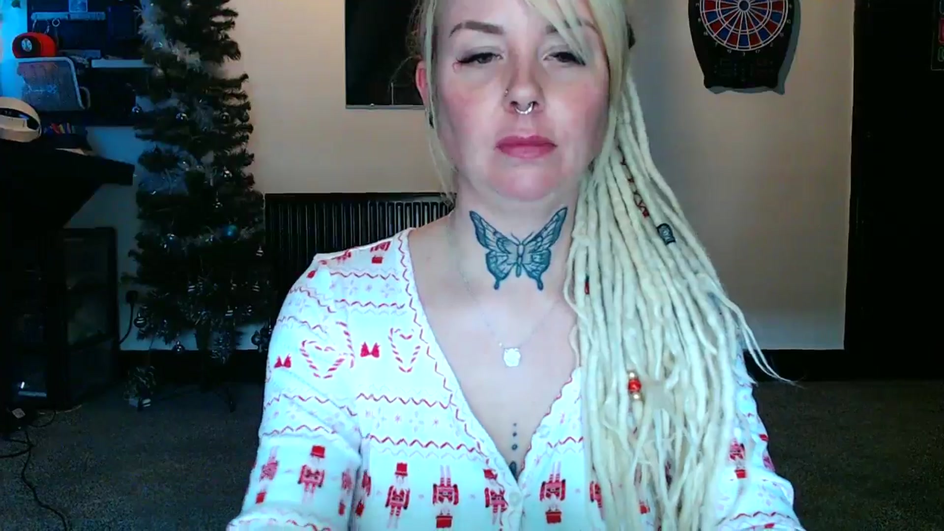 Gallery image thumbnail from pixieDread's myfreecams stream on, 12/27/2025, 12:34 image 17 of 20