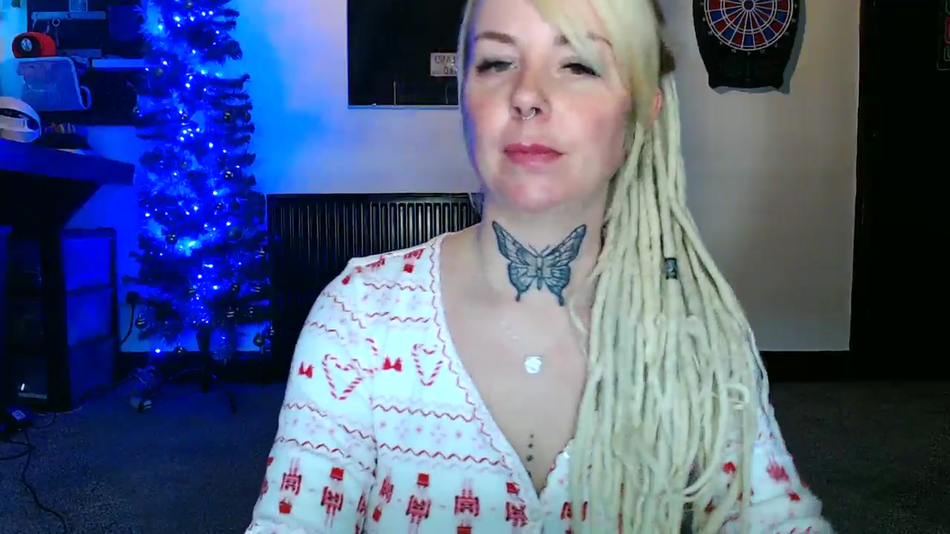 Gallery image thumbnail from pixieDread's myfreecams stream on, 12/27/2025, 12:34 image 13 of 20