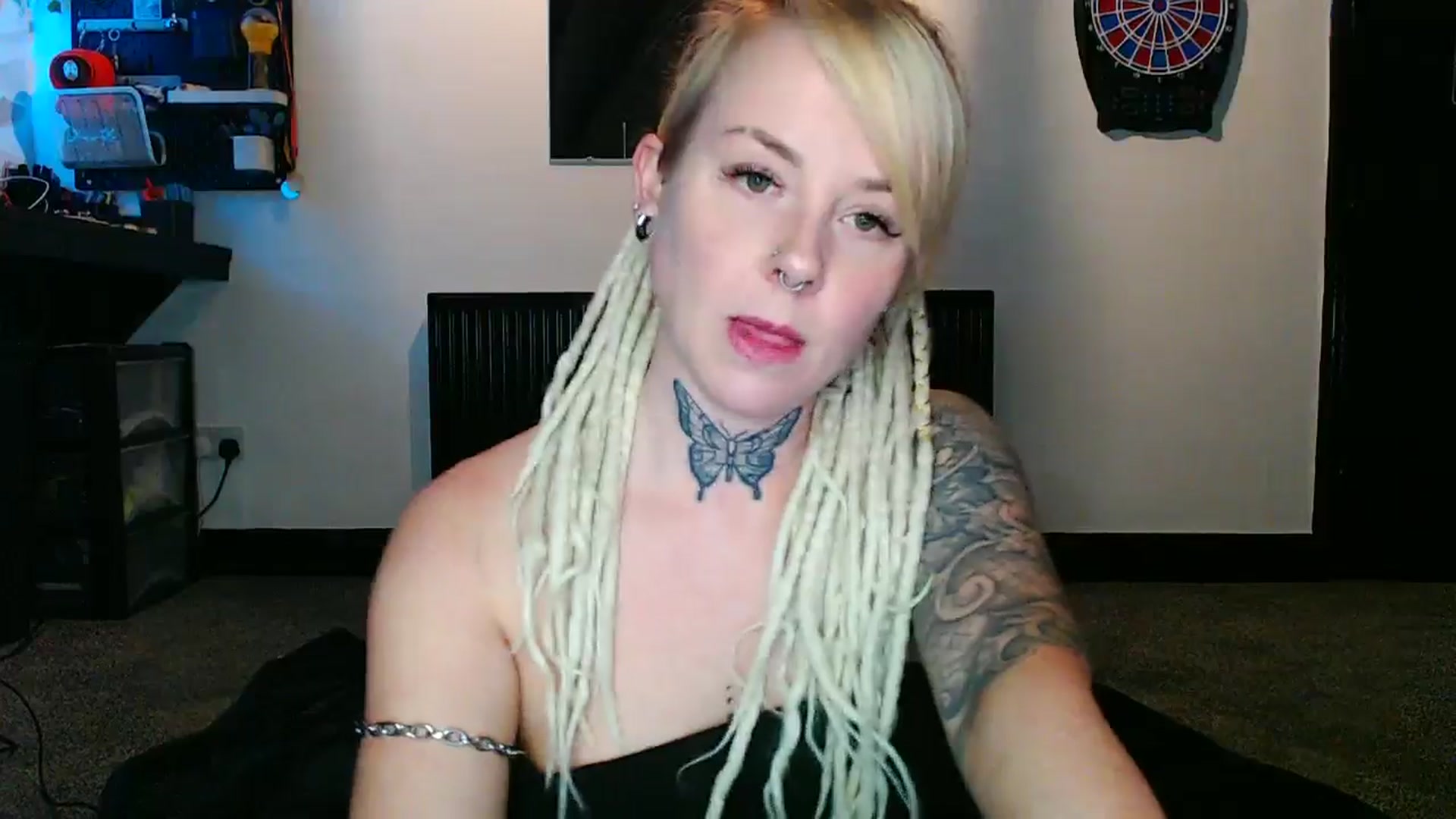 Gallery image thumbnail from pixieDread's myfreecams stream on, 01/02/2026, 19:47 image 20 of 20