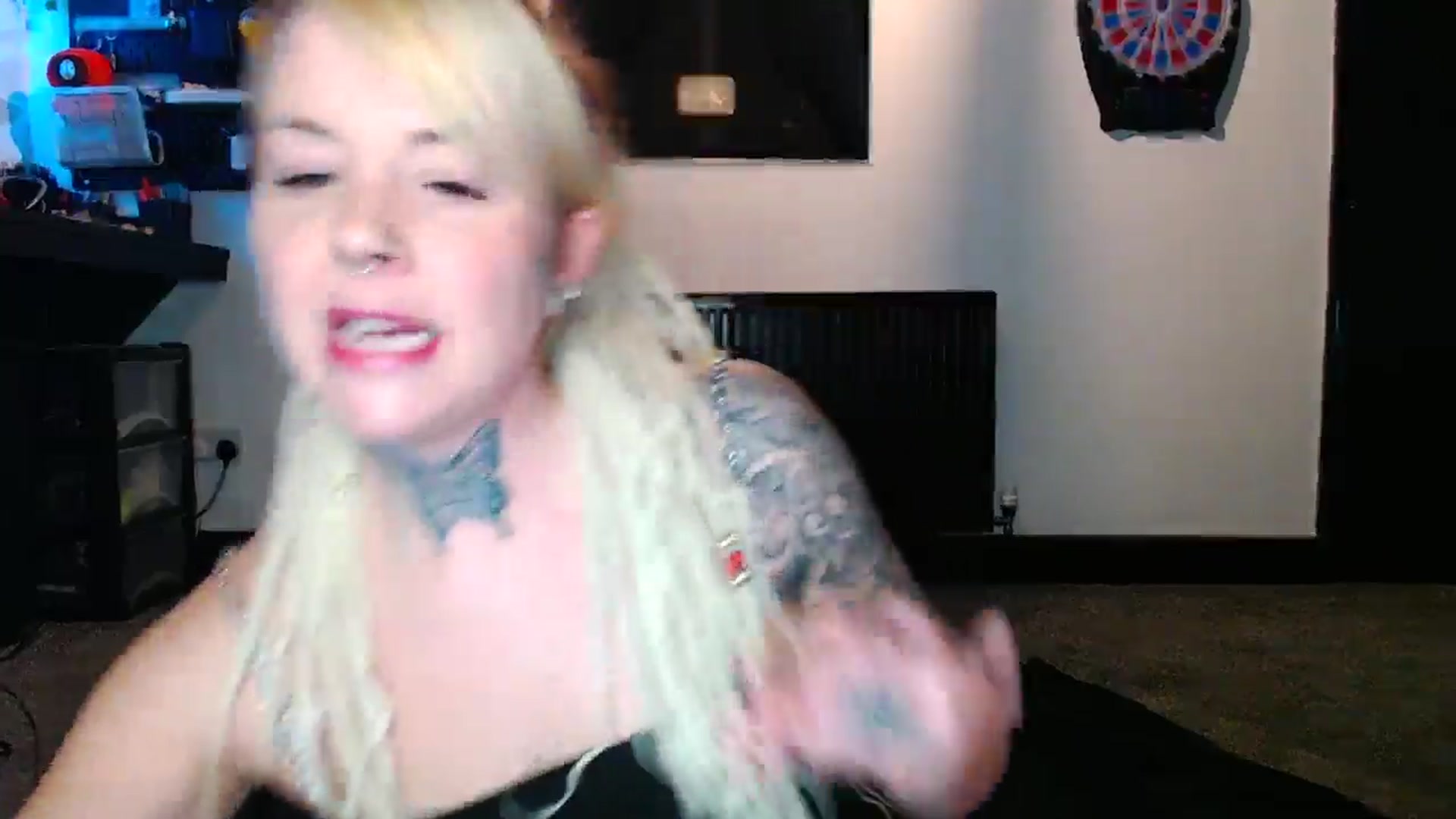 Gallery image thumbnail from pixieDread's myfreecams stream on, 01/02/2026, 19:47 image 8 of 20