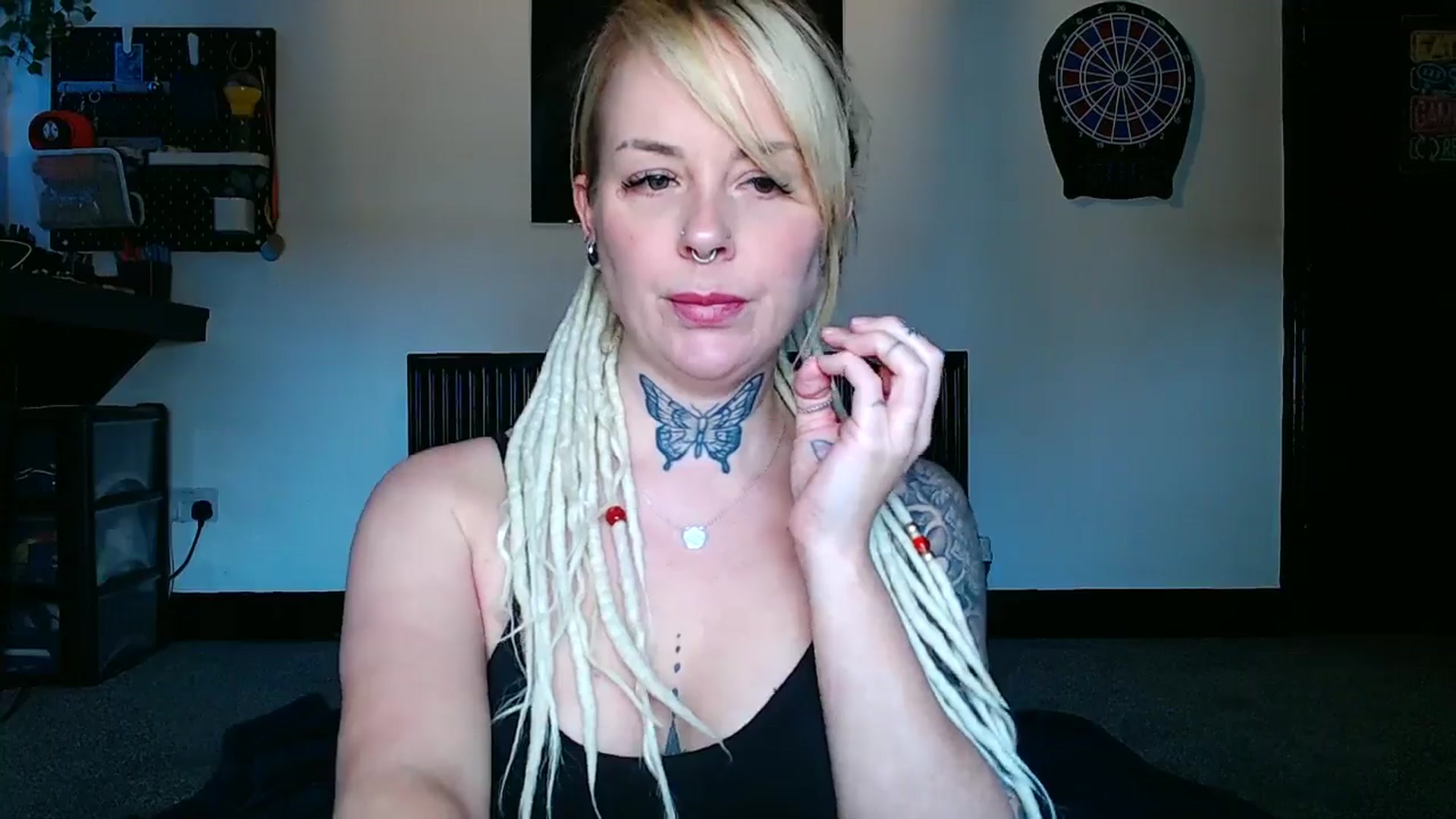 Gallery image thumbnail from pixieDread's myfreecams stream on, 01/03/2026, 13:50 image 19 of 20
