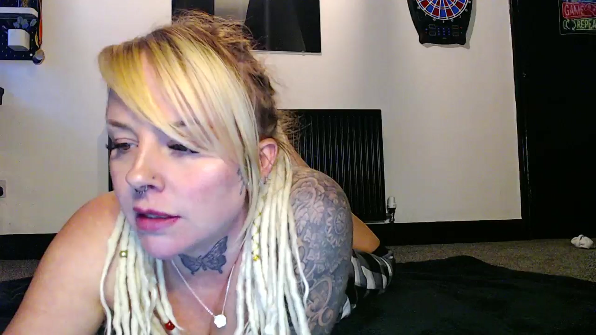 Gallery image thumbnail from pixieDread's myfreecams stream on, 01/03/2026, 16:52 image 4 of 20
