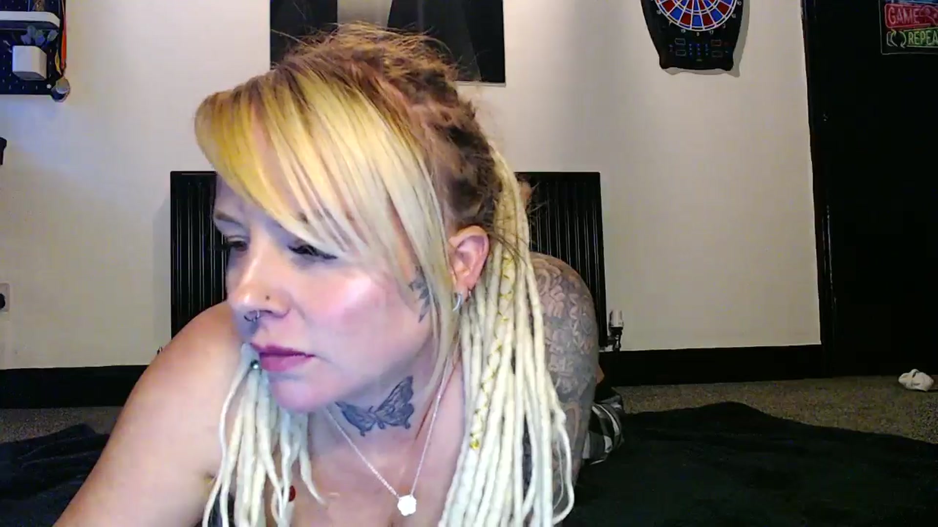 Gallery image thumbnail from pixieDread's myfreecams stream on, 01/03/2026, 16:52 image 5 of 20