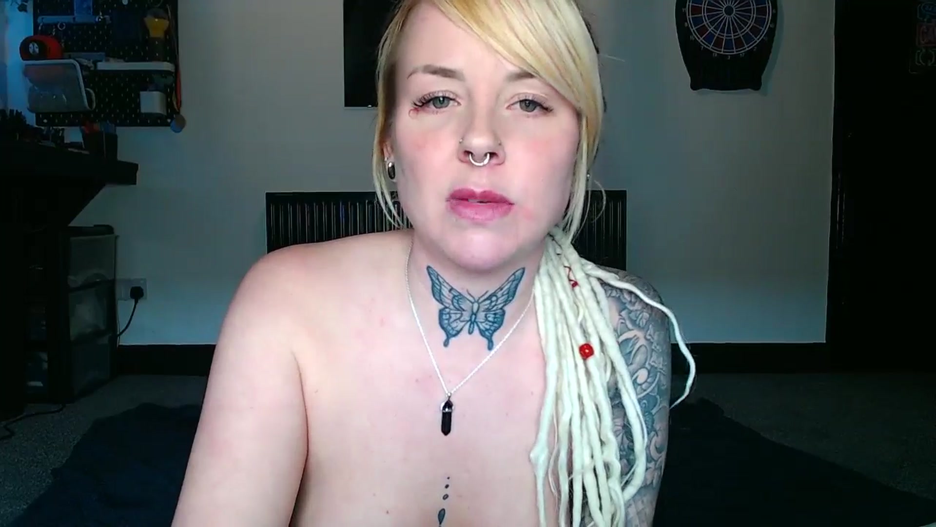 Gallery image thumbnail from pixieDread's myfreecams stream on, 01/08/2026, 14:07 image 11 of 20
