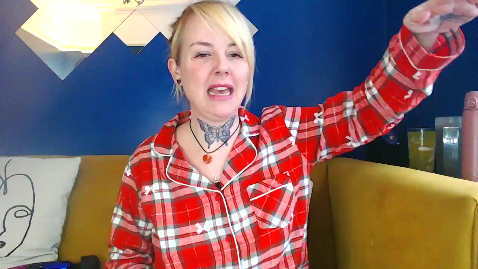 Gallery image thumbnail from pixieDread's myfreecams stream on, 01/09/2026, 12:28 image 4 of 20