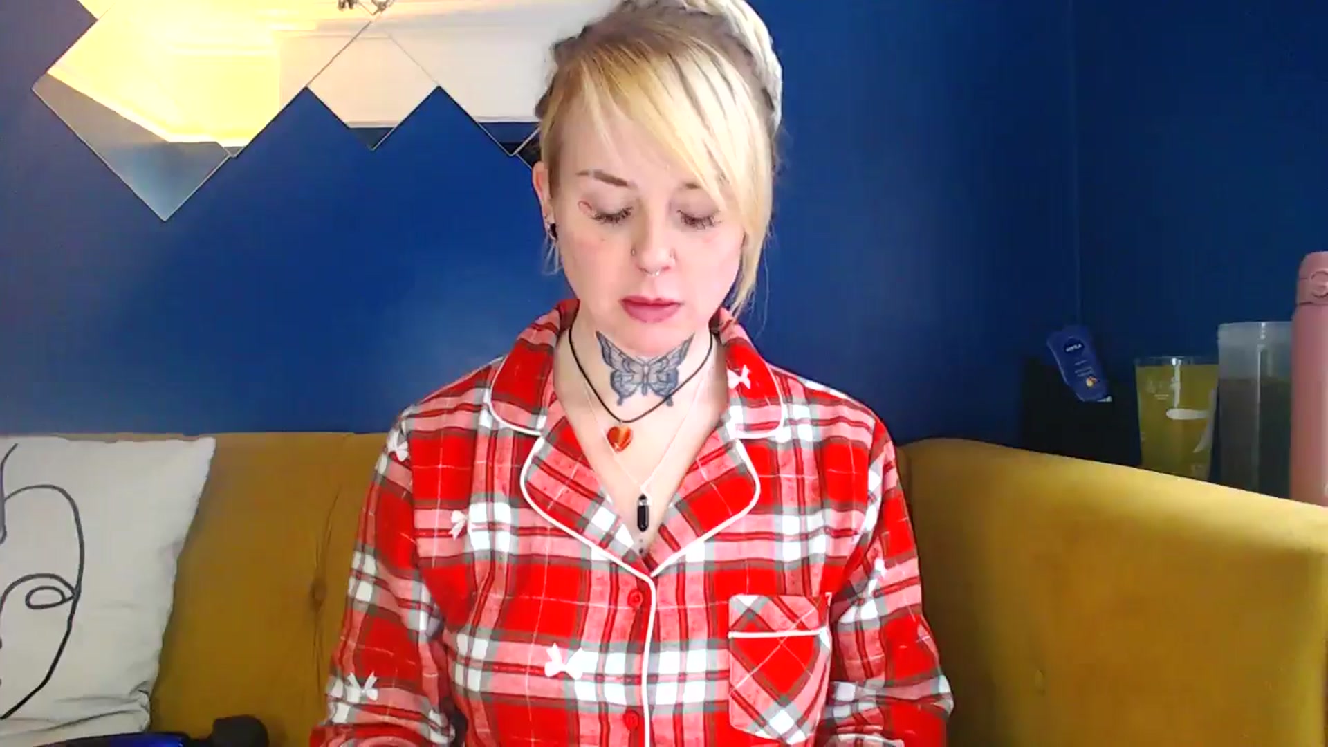 Gallery image thumbnail from pixieDread's myfreecams stream on, 01/09/2026, 12:28 image 10 of 20