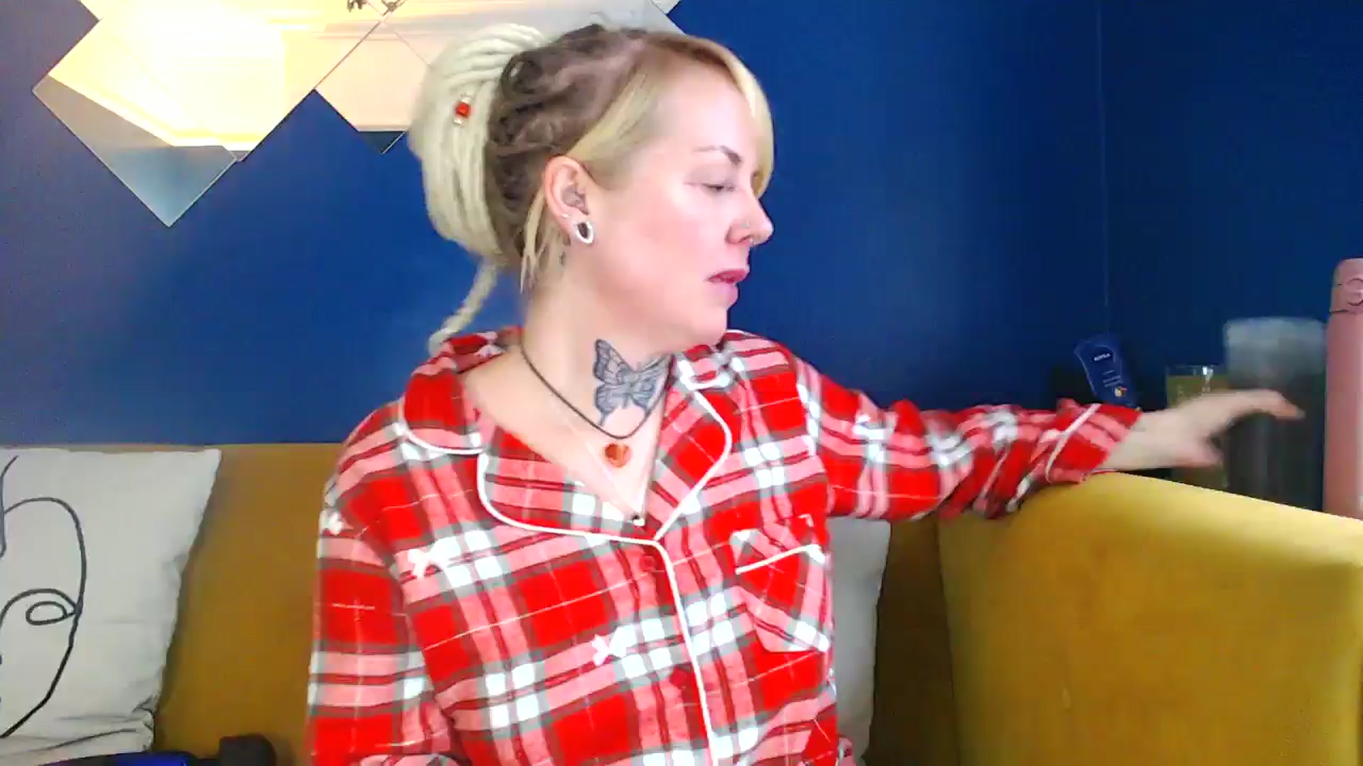 Gallery image thumbnail from pixieDread's myfreecams stream on, 01/09/2026, 12:28 image 7 of 20
