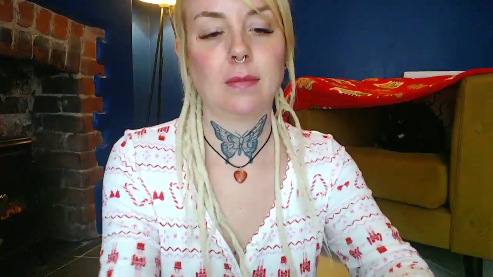 Gallery image thumbnail from pixieDread's myfreecams stream on, 01/21/2026, 13:00 image 17 of 20