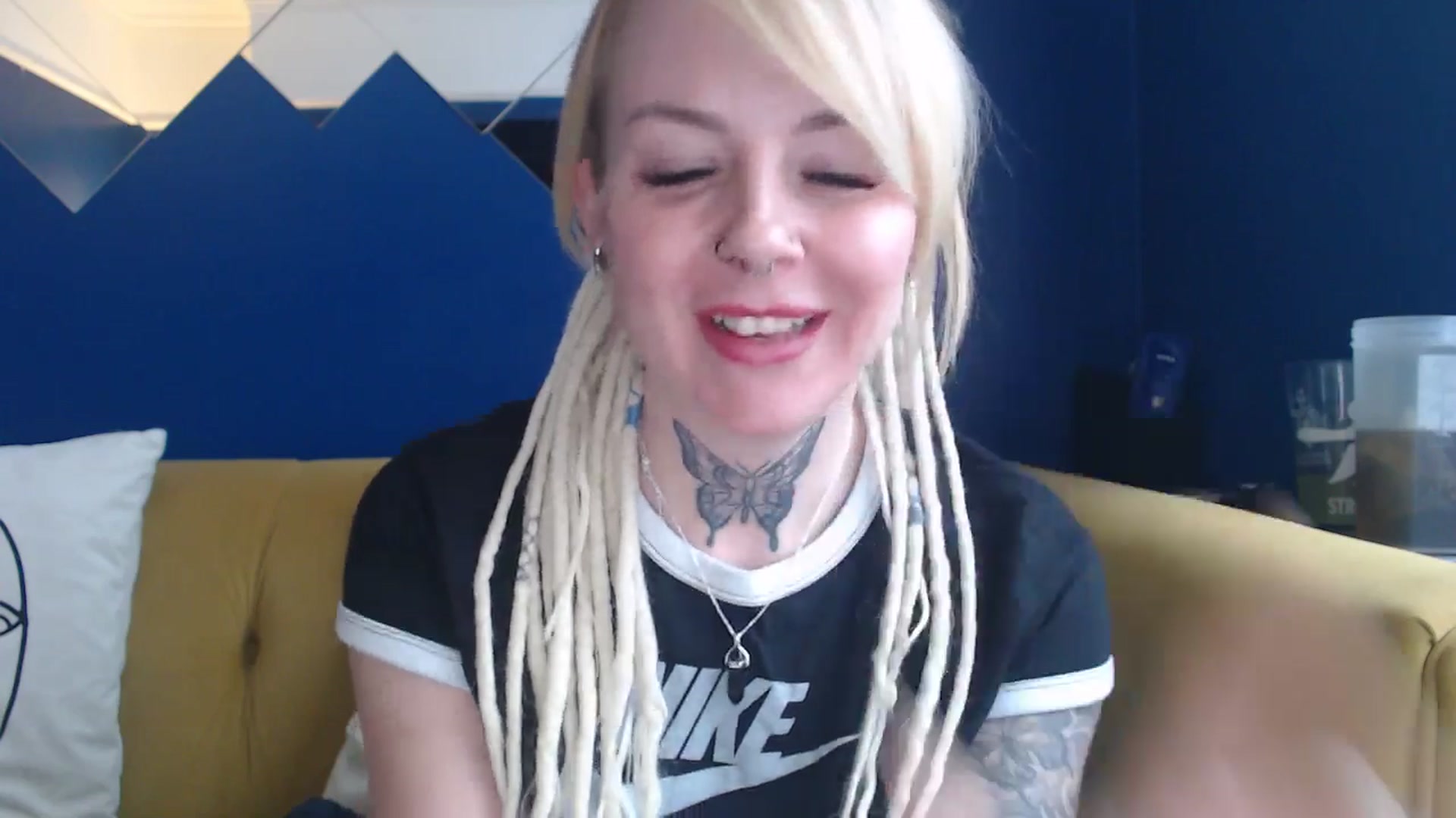Gallery image thumbnail from pixieDread's myfreecams stream on, 01/28/2026, 14:36 image 6 of 20