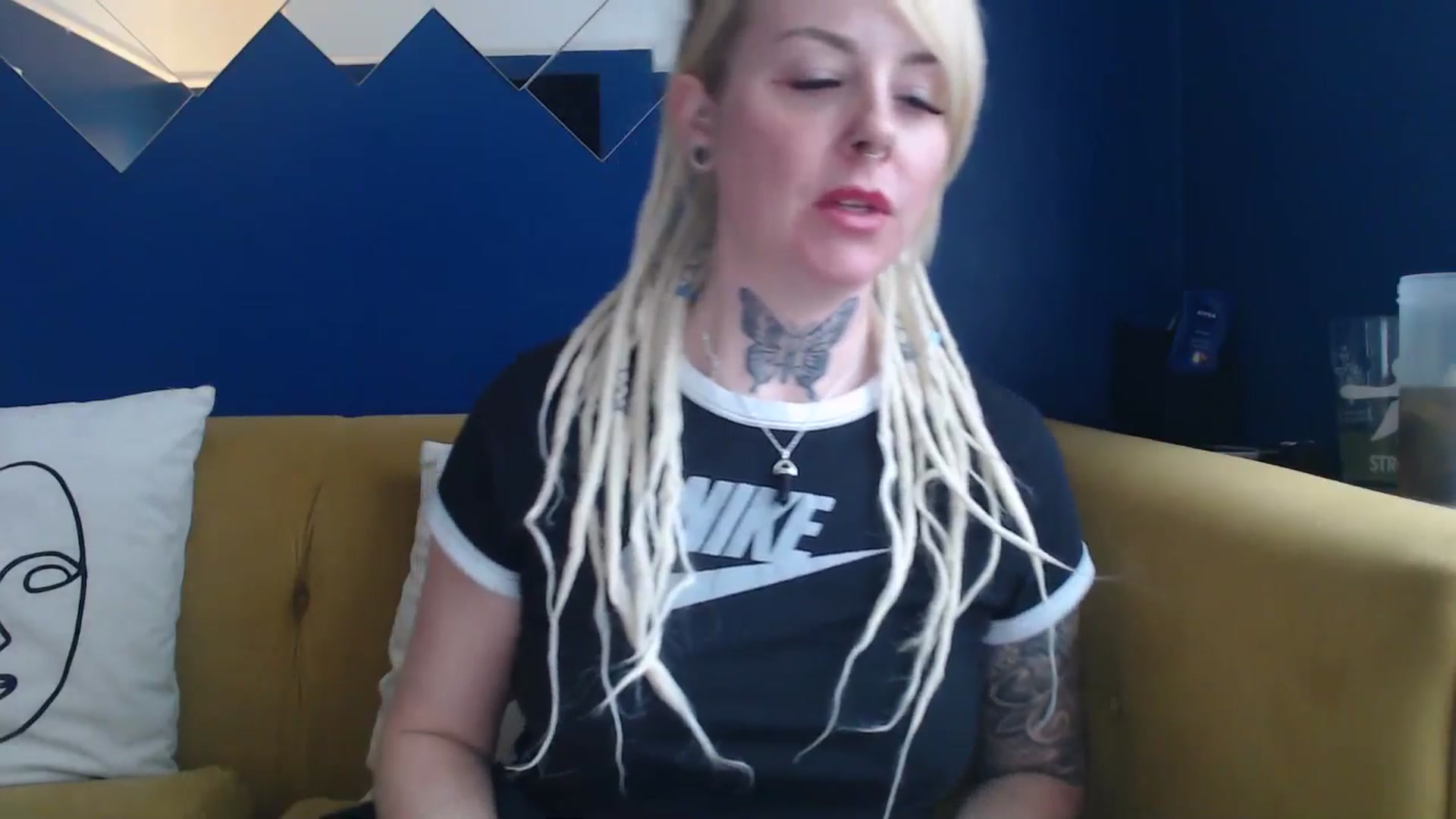 Gallery image thumbnail from pixieDread's myfreecams stream on, 01/28/2026, 14:36 image 4 of 20