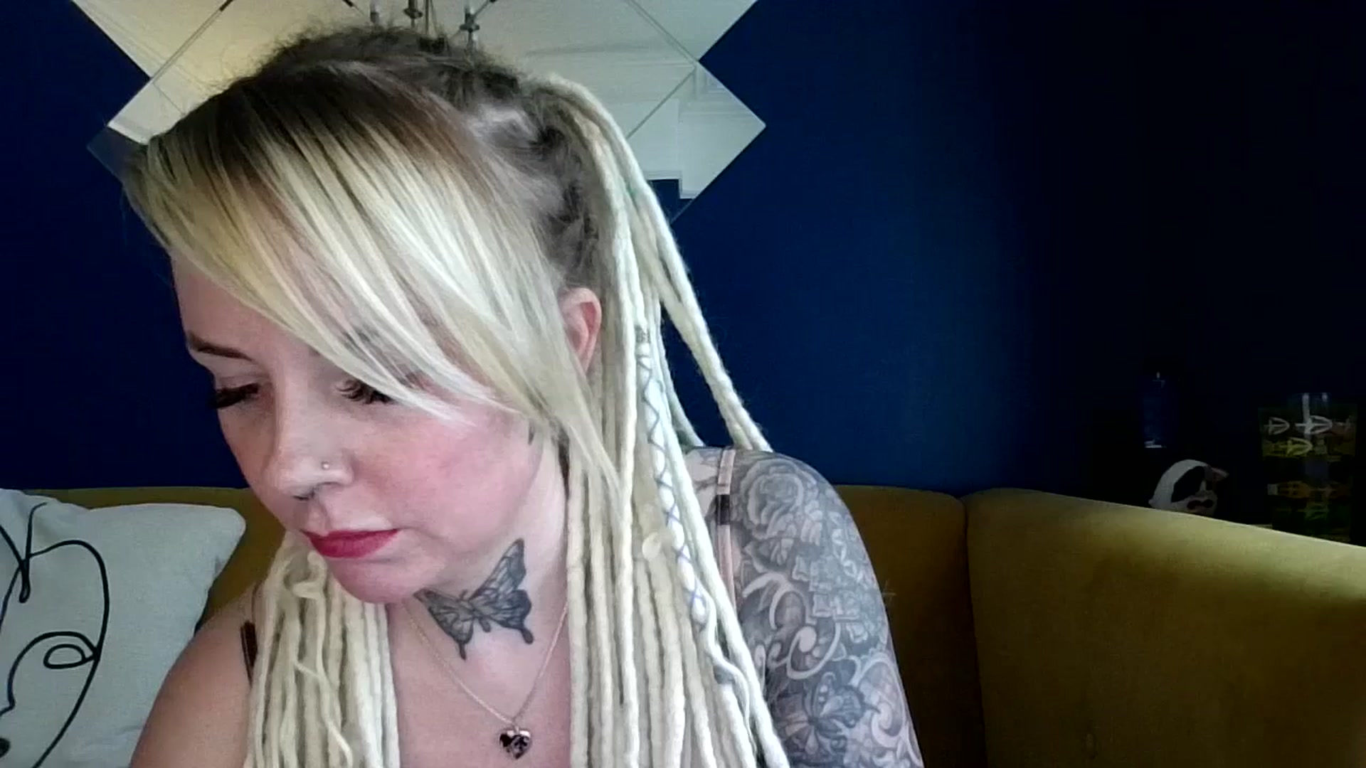 Gallery image thumbnail from pixieDread's myfreecams stream on, 02/09/2026, 12:58 image 16 of 20