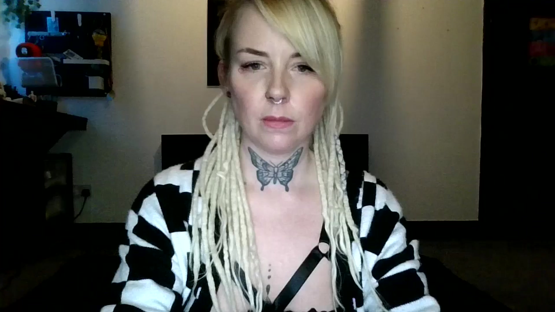 Gallery image thumbnail from pixieDread's myfreecams stream on, 02/12/2026, 12:18 image 1 of 20