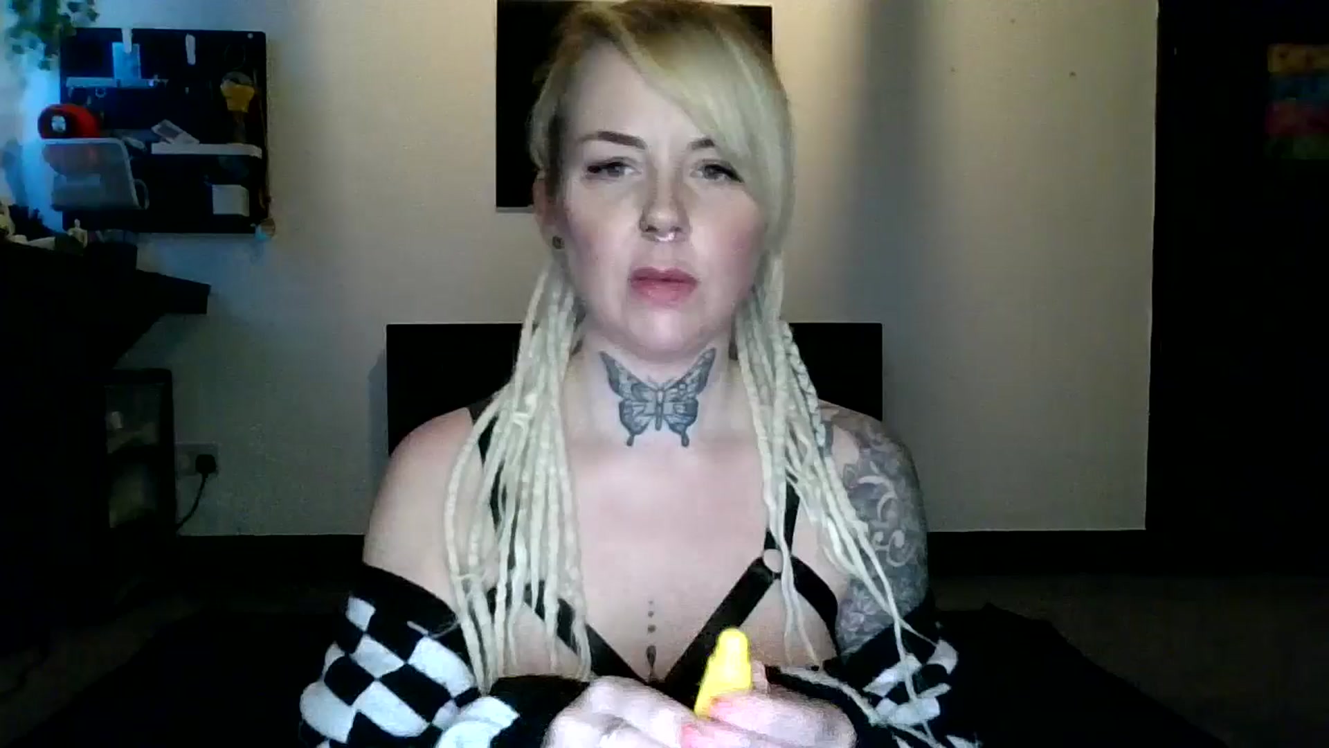 Gallery image thumbnail from pixieDread's myfreecams stream on, 02/12/2026, 12:18 image 2 of 20