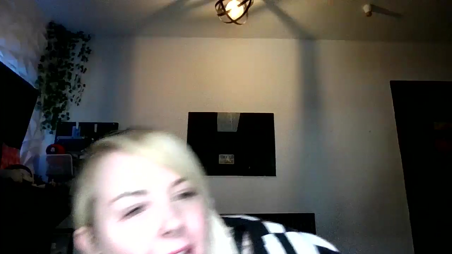 Gallery image thumbnail from pixieDread's myfreecams stream on, 02/12/2026, 12:45 image 9 of 20