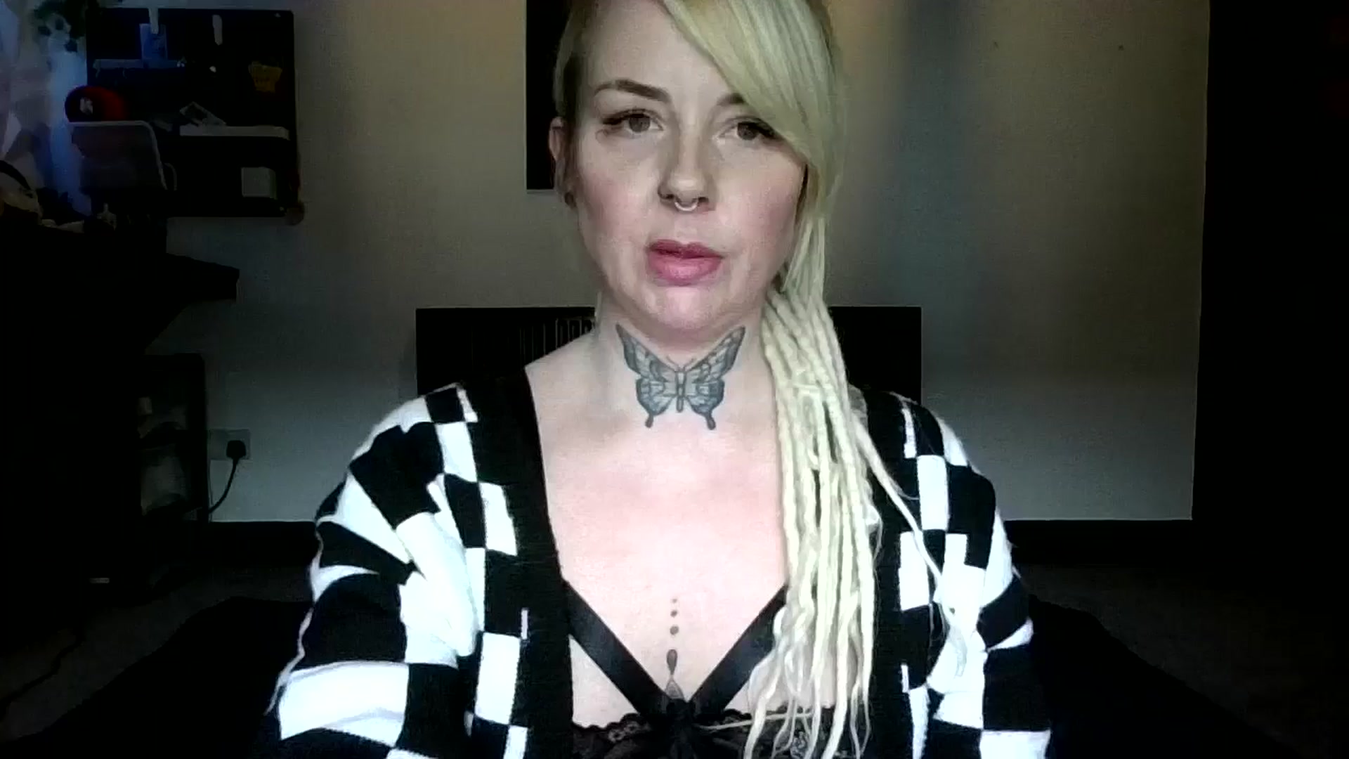 Gallery image thumbnail from pixieDread's myfreecams stream on, 02/12/2026, 12:45 image 1 of 20