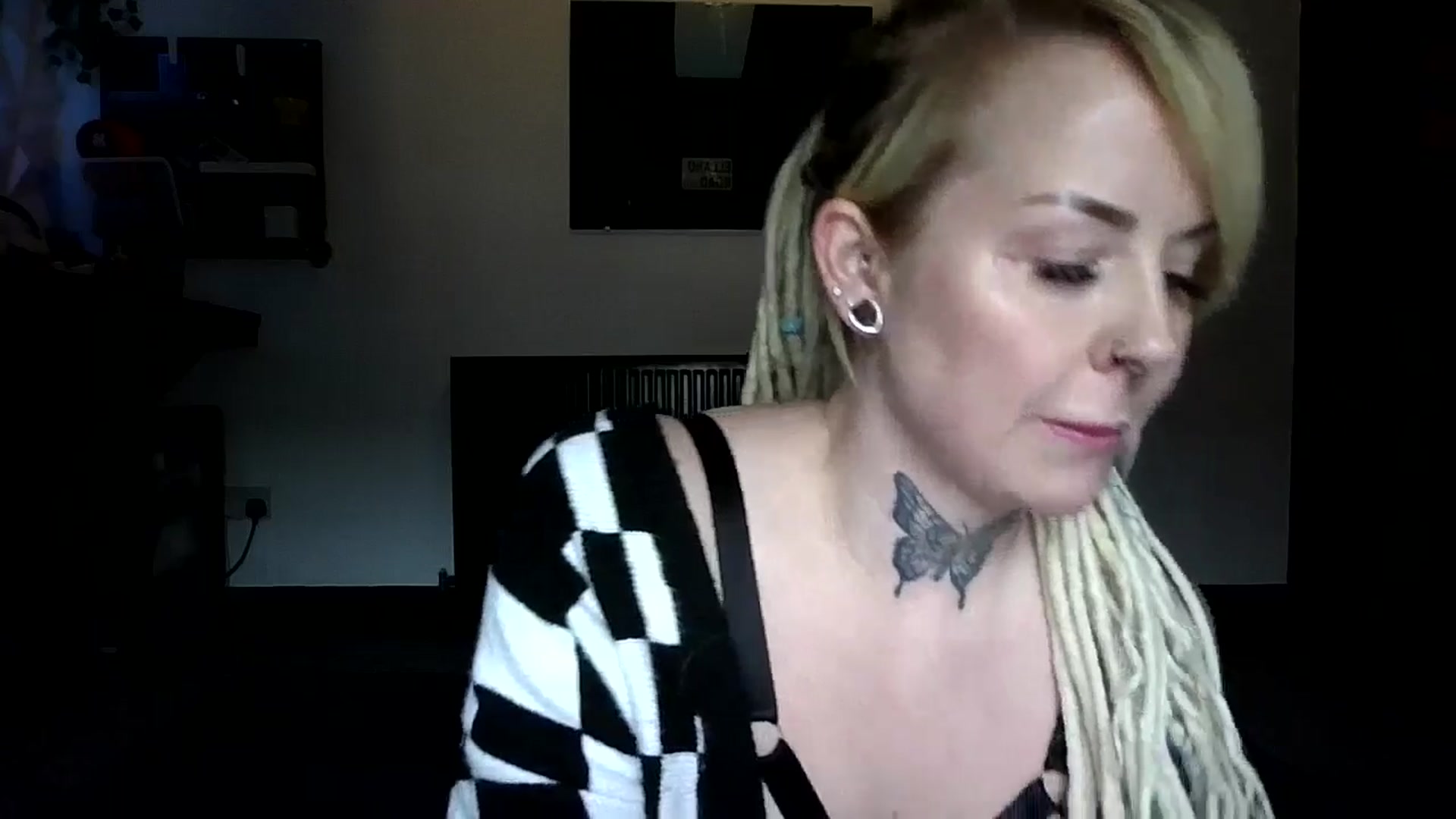 Gallery image thumbnail from pixieDread's myfreecams stream on, 02/12/2026, 13:22 image 3 of 20