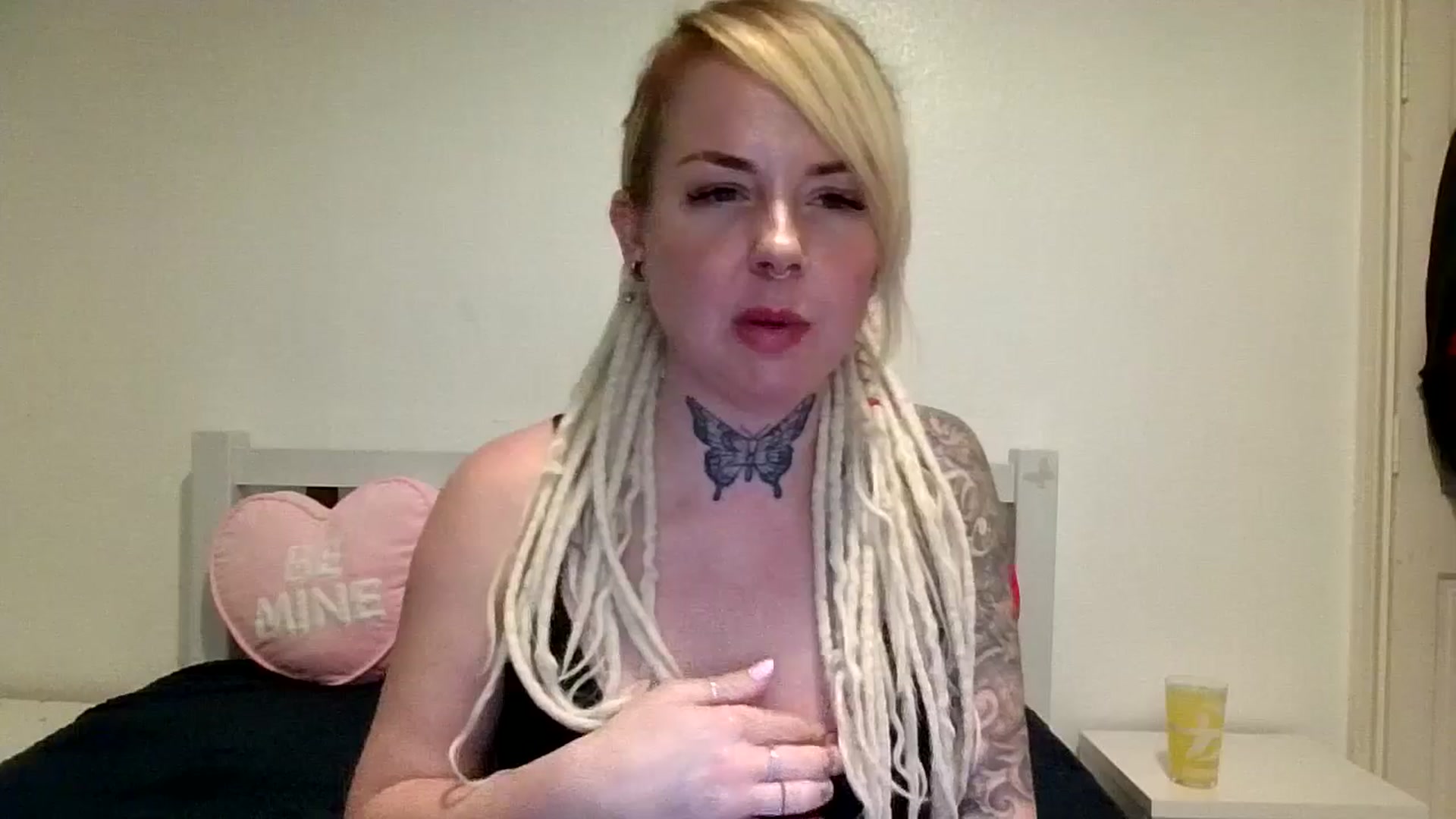 Gallery image thumbnail from pixieDread's myfreecams stream on, 02/27/2026, 20:10 image 2 of 20