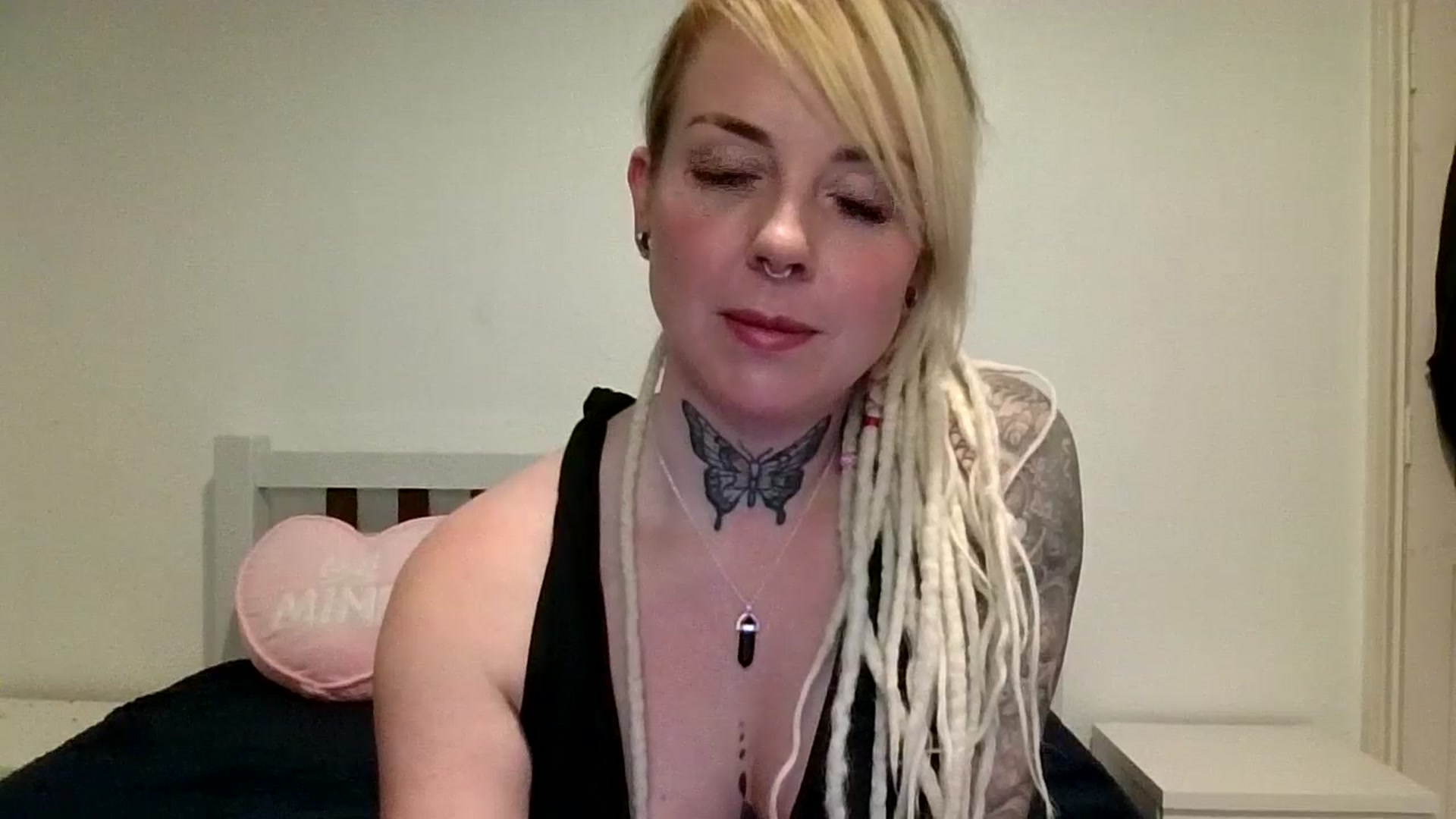 Gallery image thumbnail from pixieDread's myfreecams stream on, 02/28/2026, 15:20 image 3 of 20