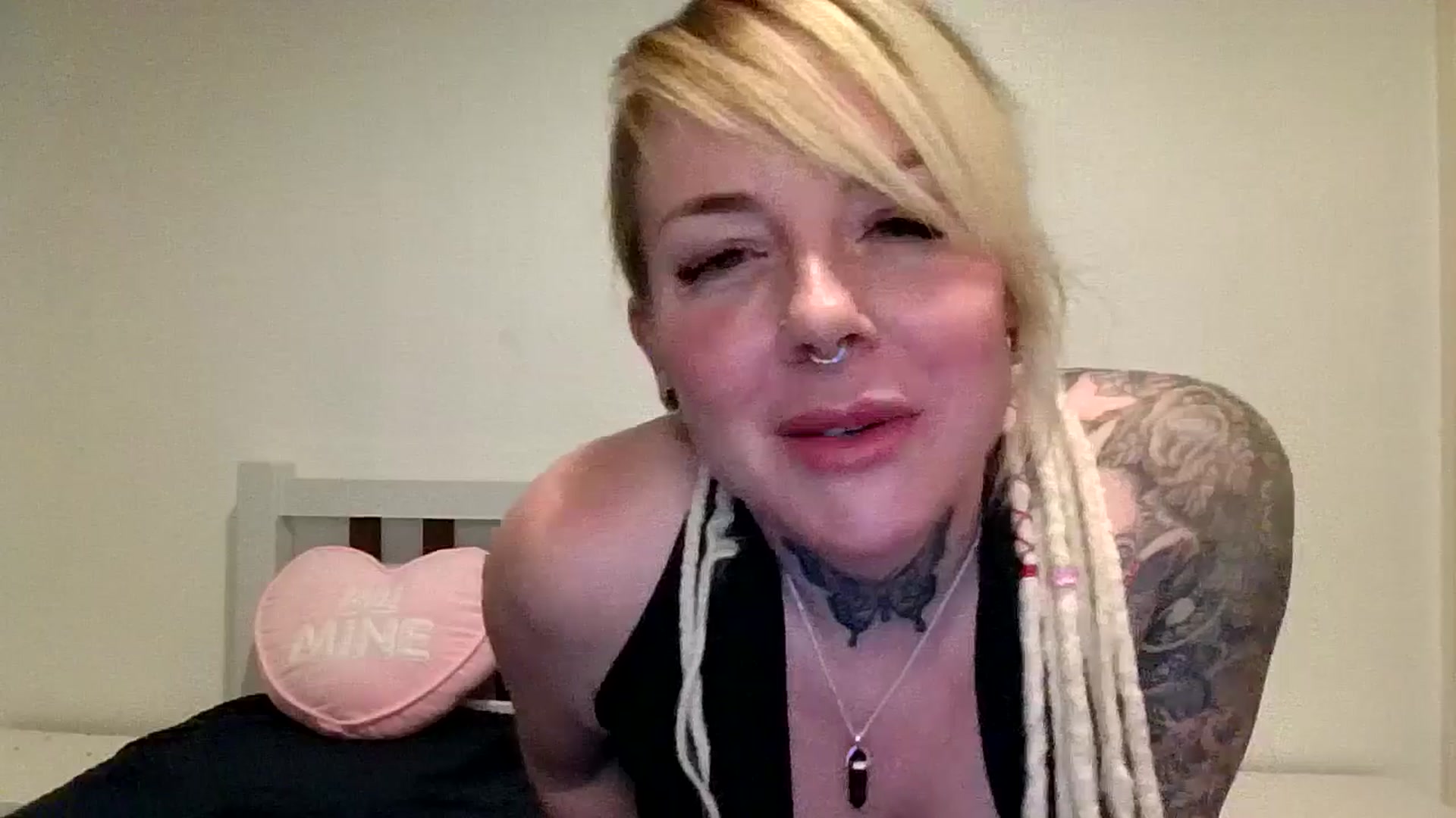 Gallery image thumbnail from pixieDread's myfreecams stream on, 02/28/2026, 15:20 image 11 of 20