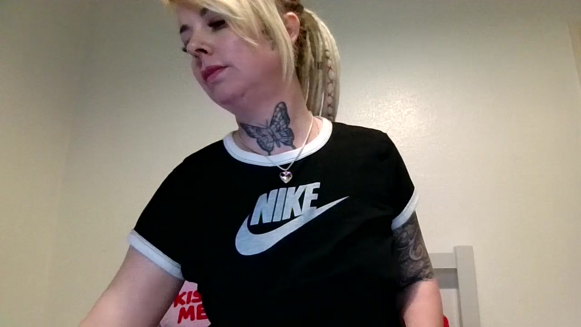 Gallery image thumbnail from pixieDread's myfreecams stream on, 03/01/2026, 17:37 image 12 of 20