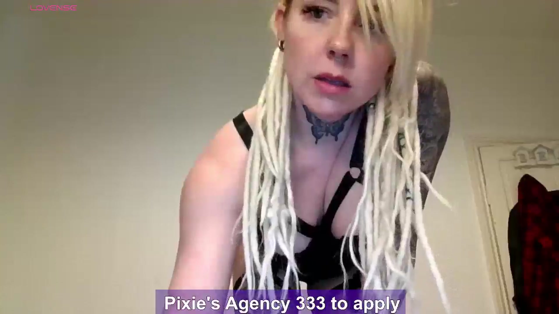 Gallery image thumbnail from pixieDread's myfreecams stream on, 03/25/2026, 13:08 image 6 of 20