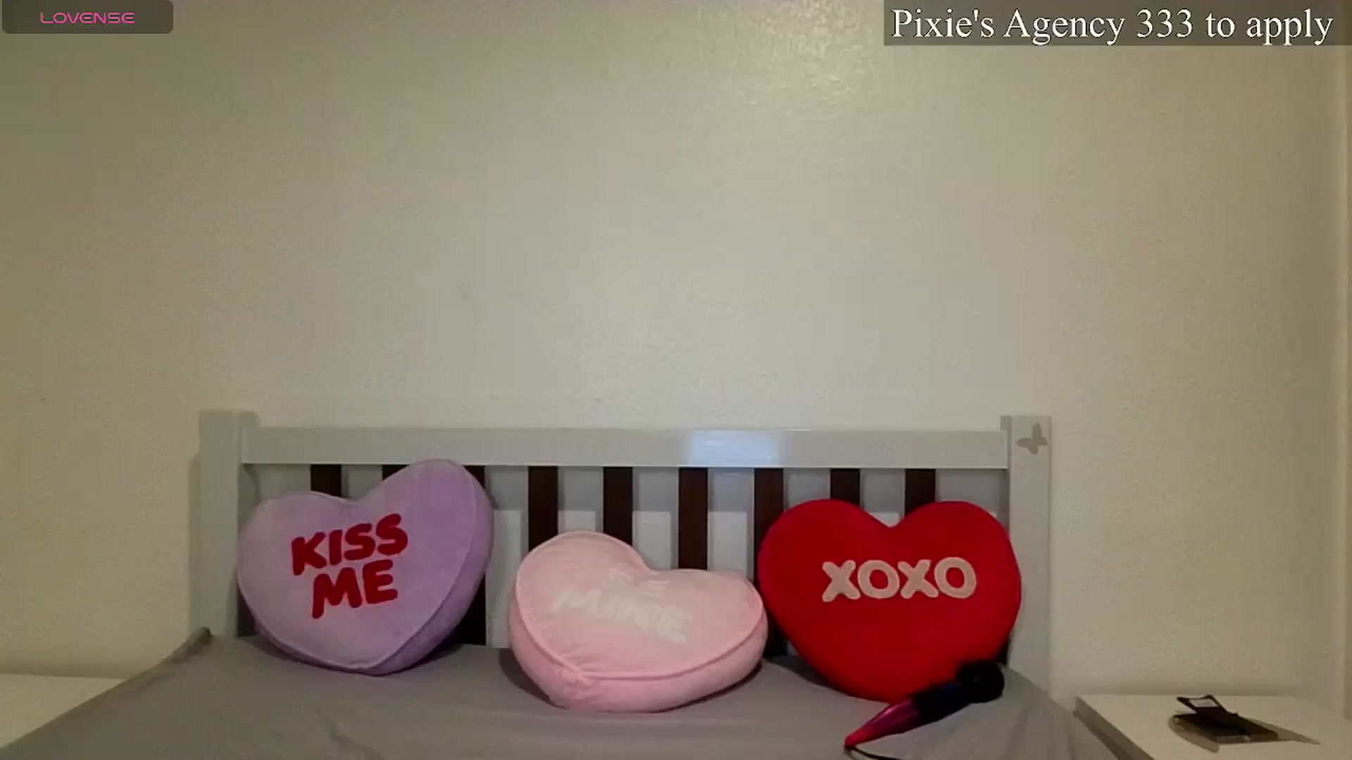 Gallery image thumbnail from pixieDread's myfreecams stream on, 03/27/2026, 19:24 image 16 of 20