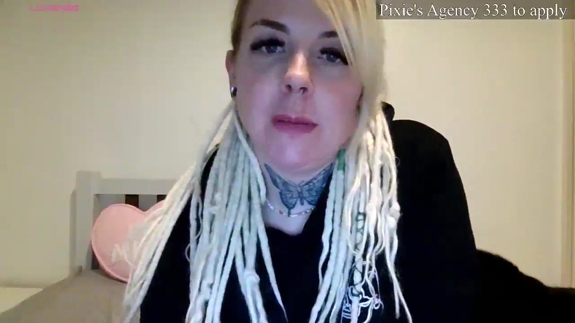 Gallery image thumbnail from pixieDread's myfreecams stream on, 03/31/2026, 15:30 image 3 of 20