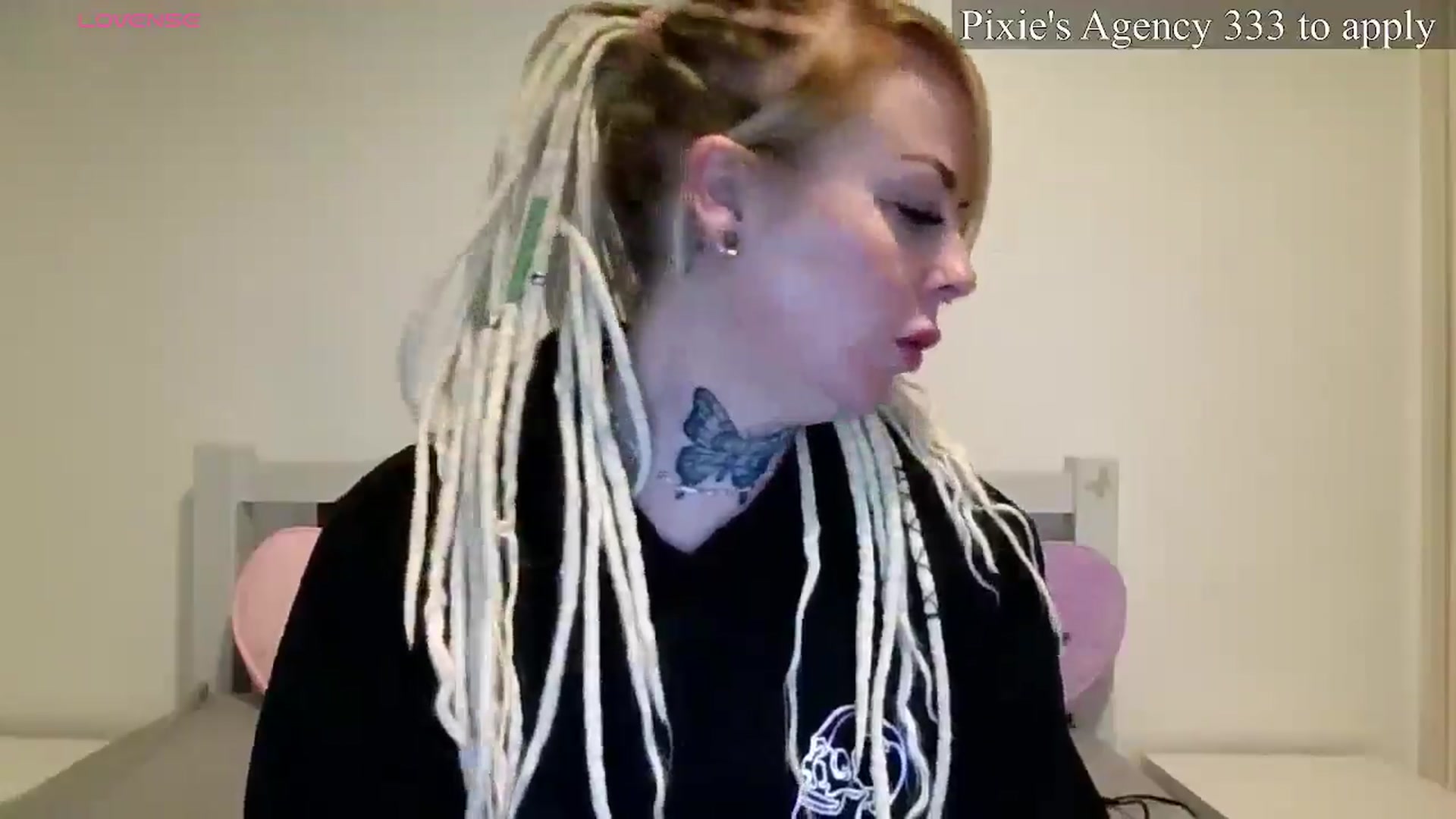 Gallery image thumbnail from pixieDread's myfreecams stream on, 03/31/2026, 15:30 image 5 of 20
