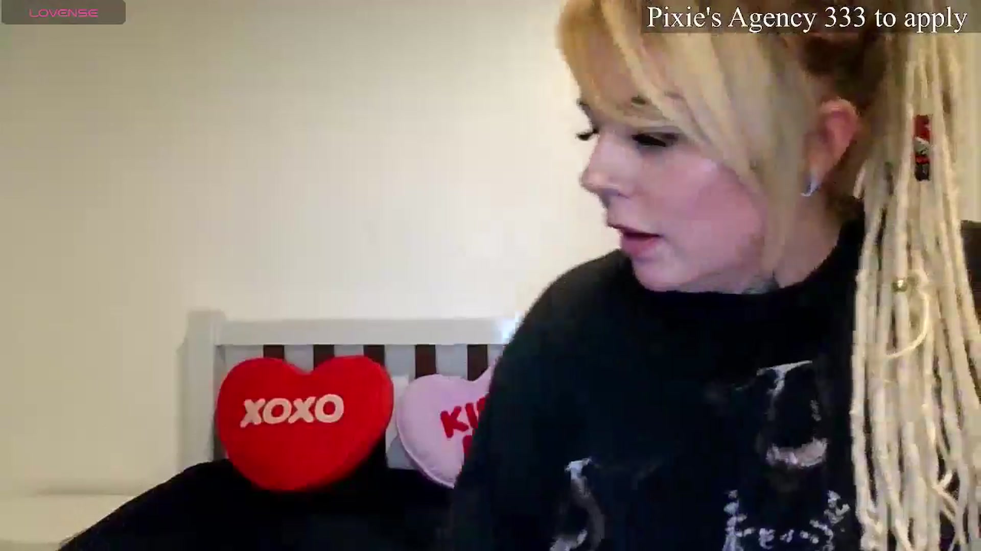 Gallery image thumbnail from pixieDread's myfreecams stream on, 04/03/2026, 17:06 image 13 of 20