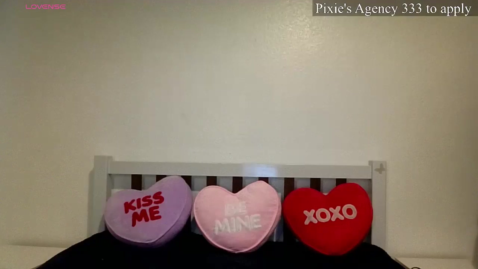 Gallery image thumbnail from pixieDread's myfreecams stream on, 04/11/2026, 14:40 image 10 of 20