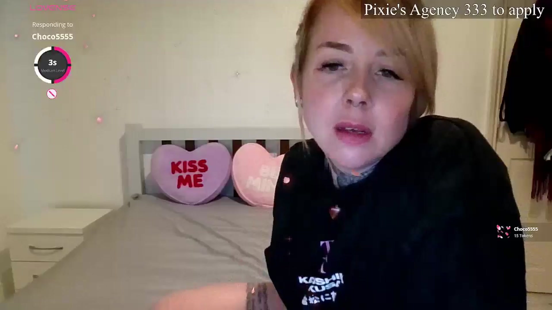 Gallery image thumbnail from pixieDread's myfreecams stream on, 04/18/2026, 13:32 image 6 of 20