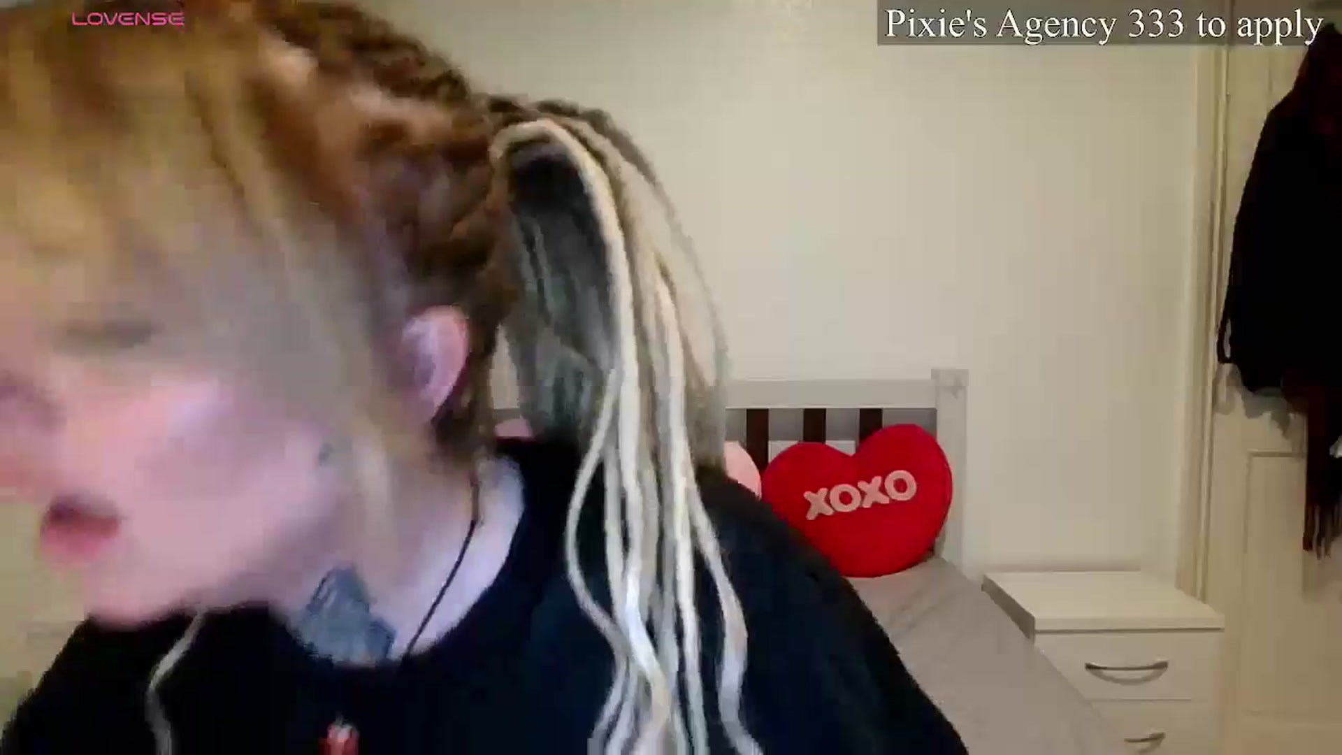 Gallery image thumbnail from pixieDread's myfreecams stream on, 04/18/2026, 13:32 image 4 of 20