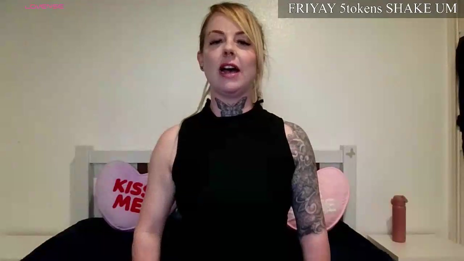 Gallery image thumbnail from pixieDread's myfreecams stream on, 05/22/2026, 13:04 image 12 of 20