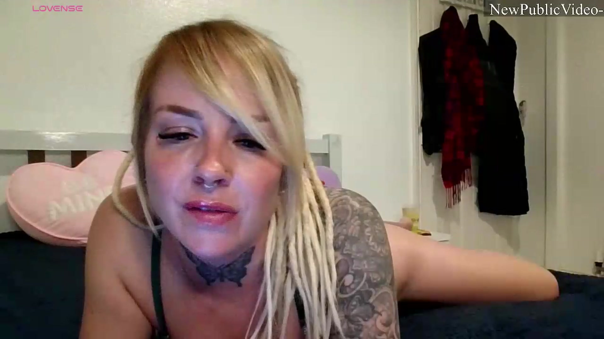 Gallery image thumbnail from pixieDread's myfreecams stream on, 06/11/2026, 12:25 image 9 of 20