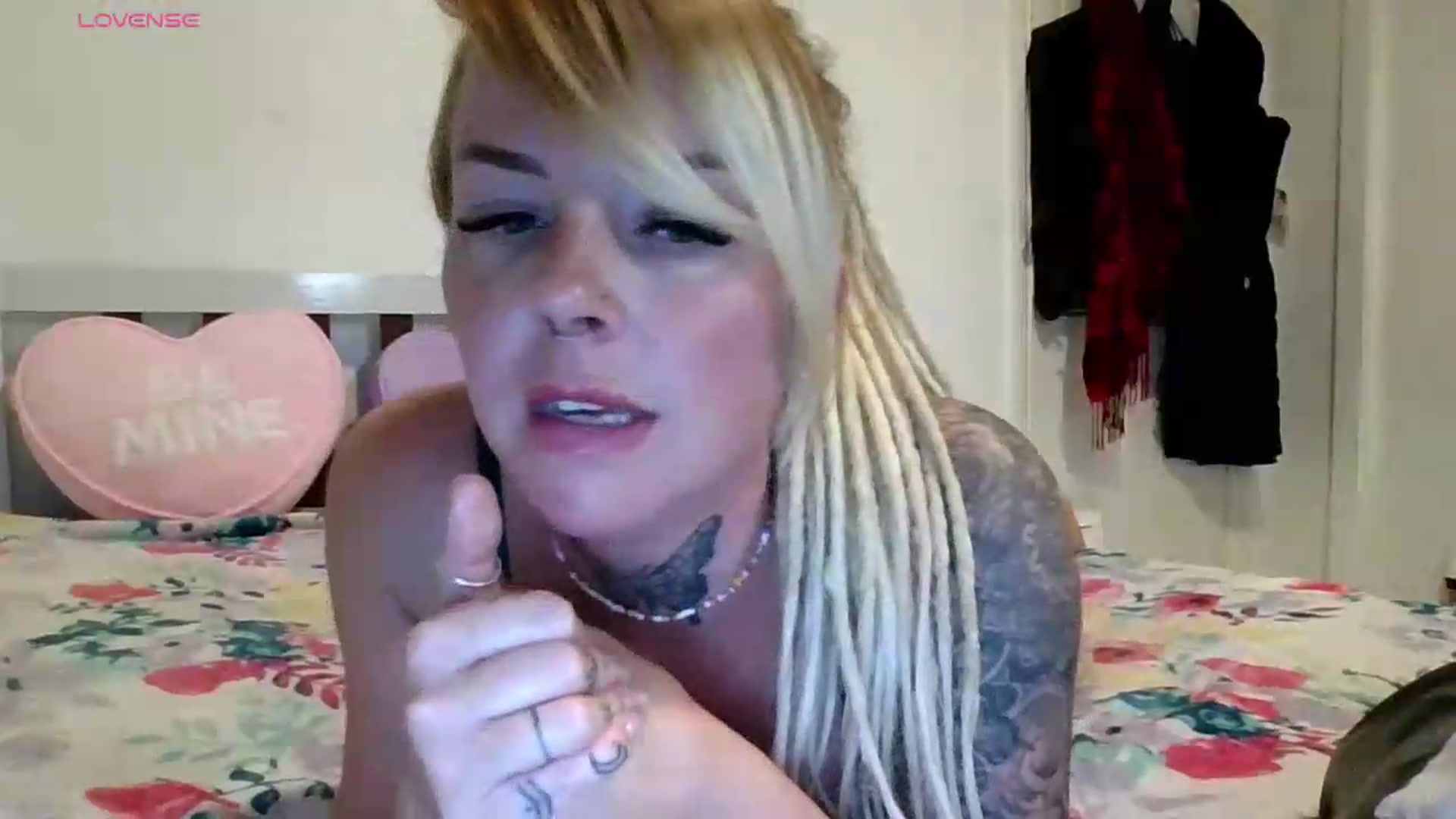 Gallery image thumbnail from pixieDread's myfreecams stream on, 07/07/2026, 12:30 image 5 of 20