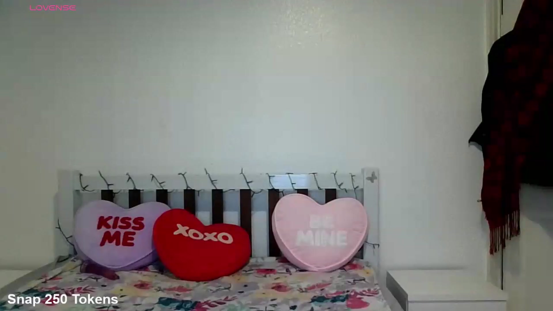 Gallery image thumbnail from pixieDread's myfreecams stream on, 07/15/2026, 13:22 image 15 of 20